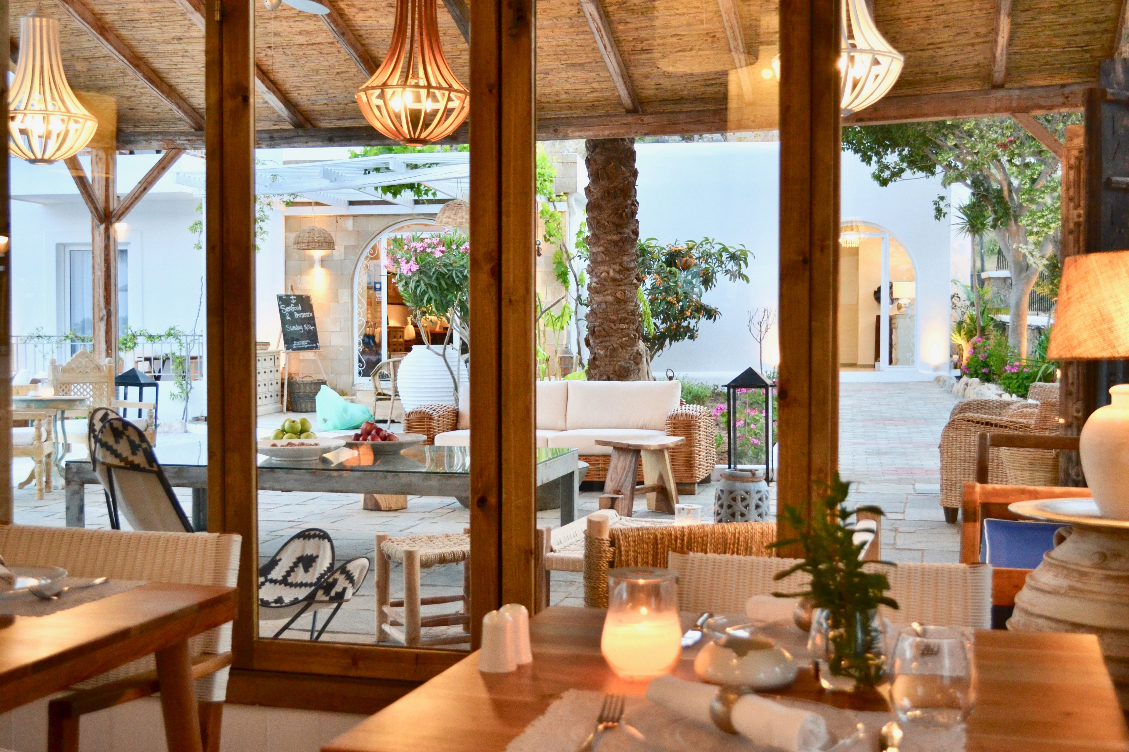 Caesars Gardens Hotel & Spa