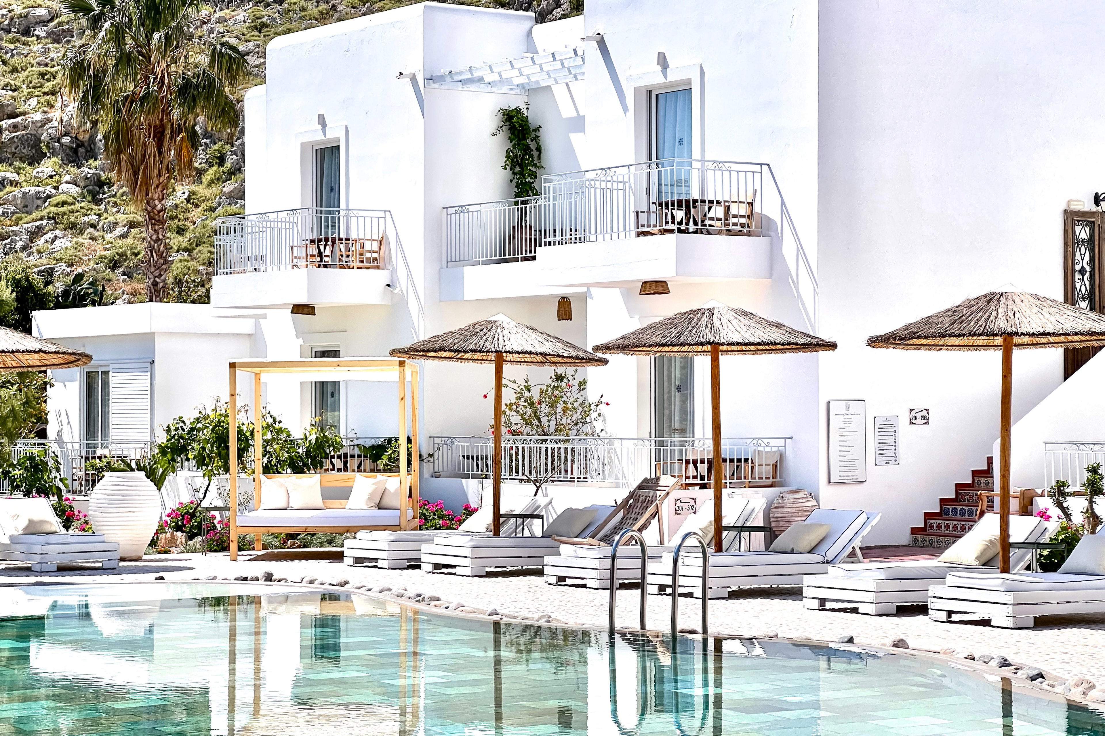 Caesars Gardens Hotel & Spa