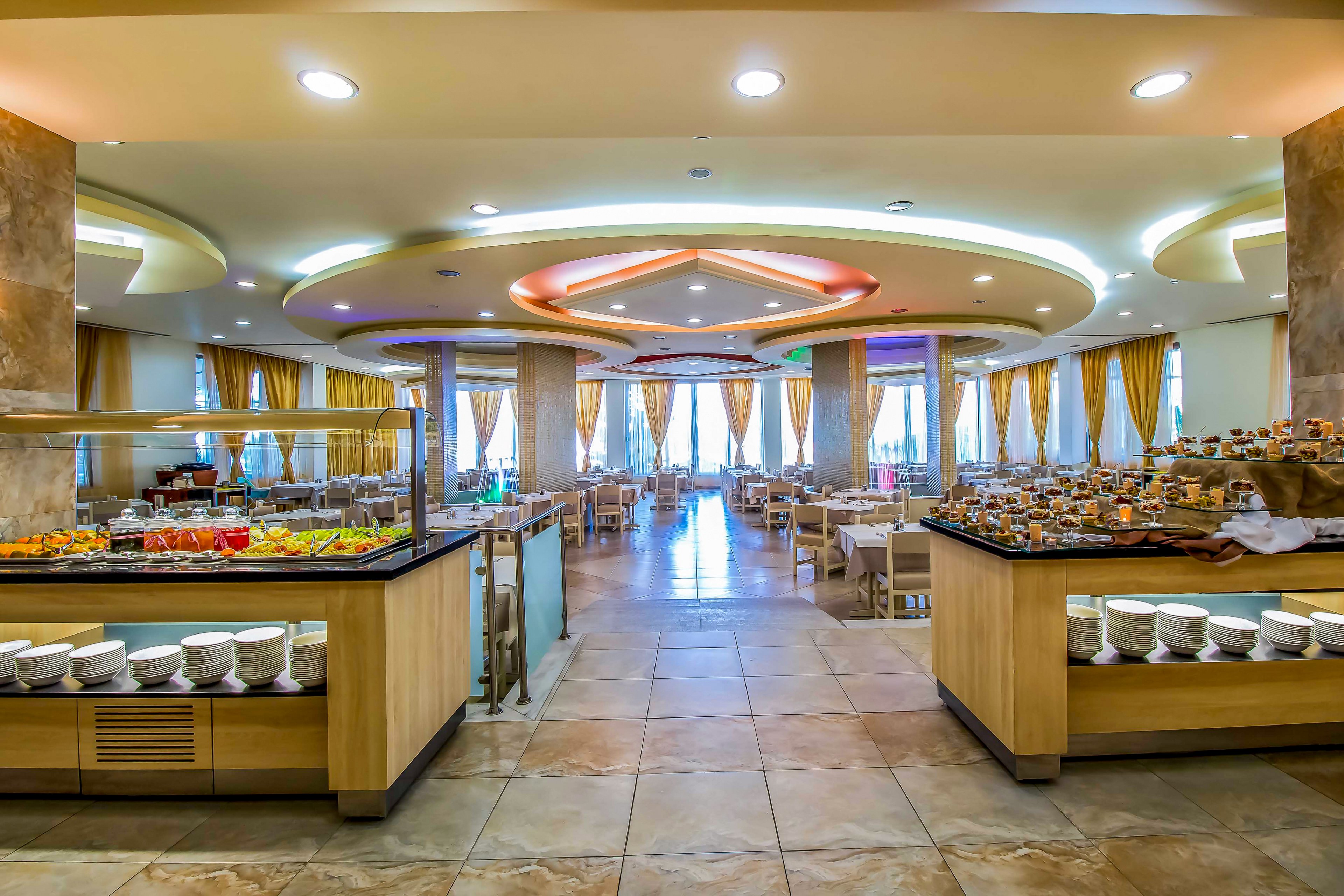 Pegasos Deluxe Beach Hotel