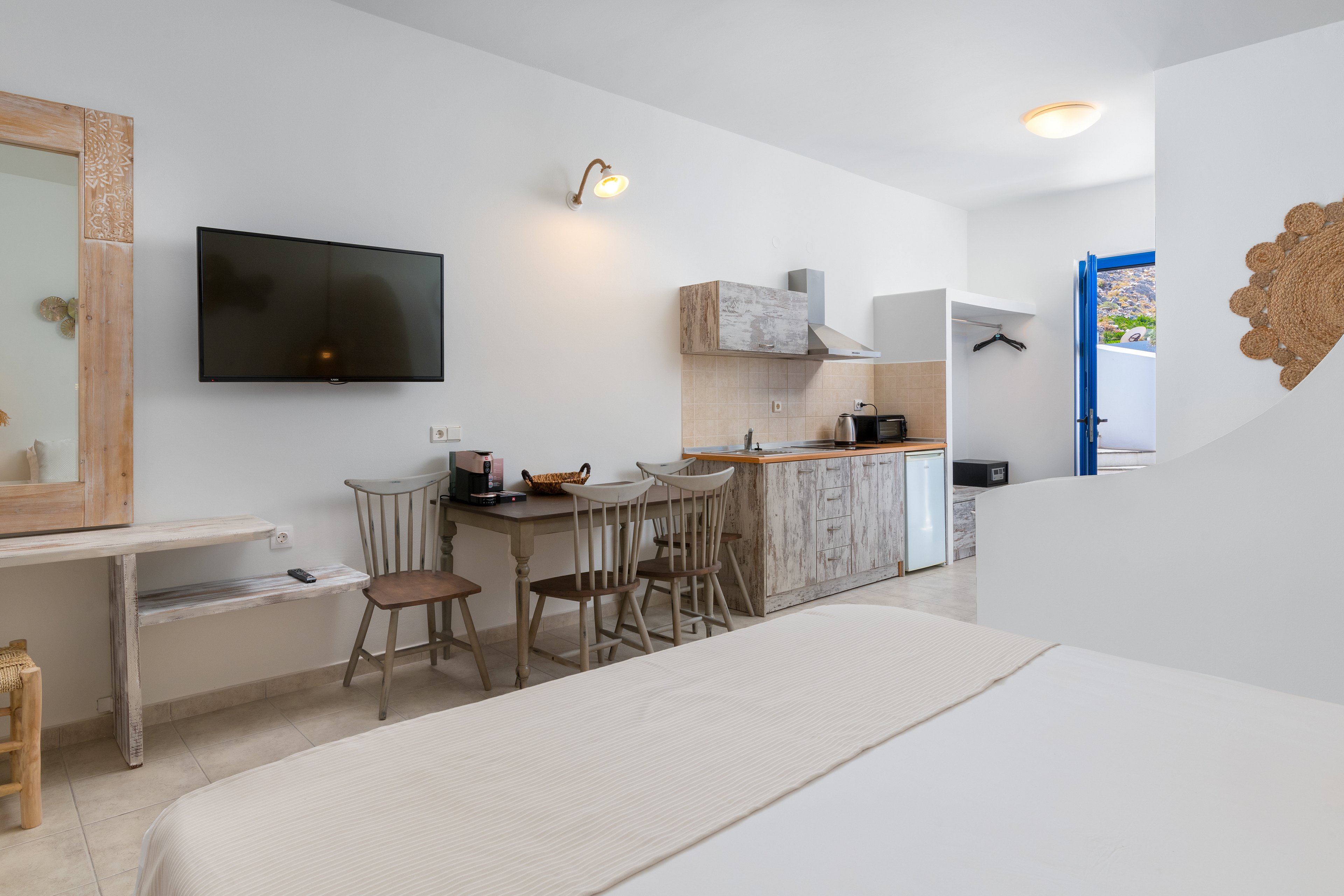 Lindian Myth Studios