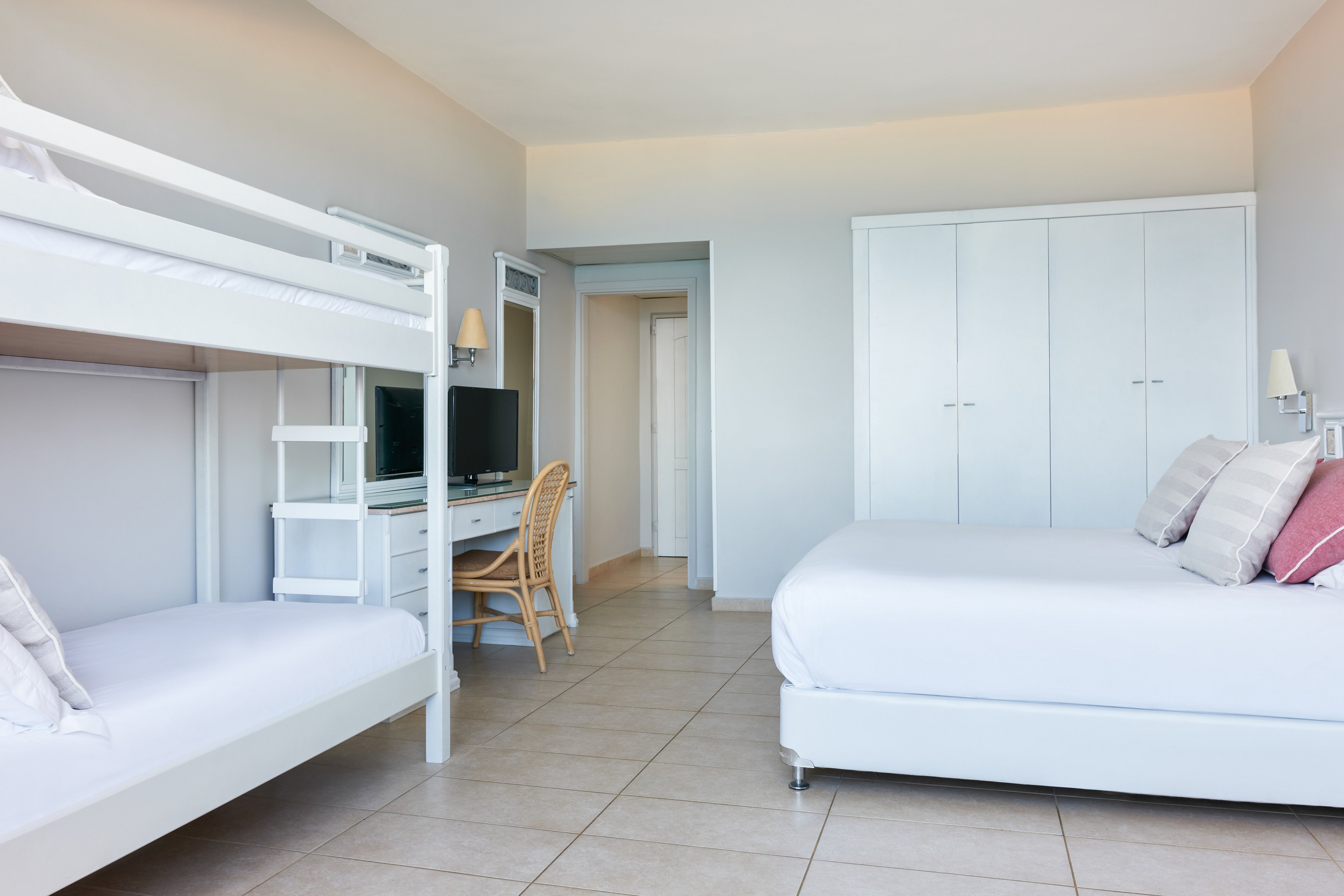 Atlantica Princess Hotel