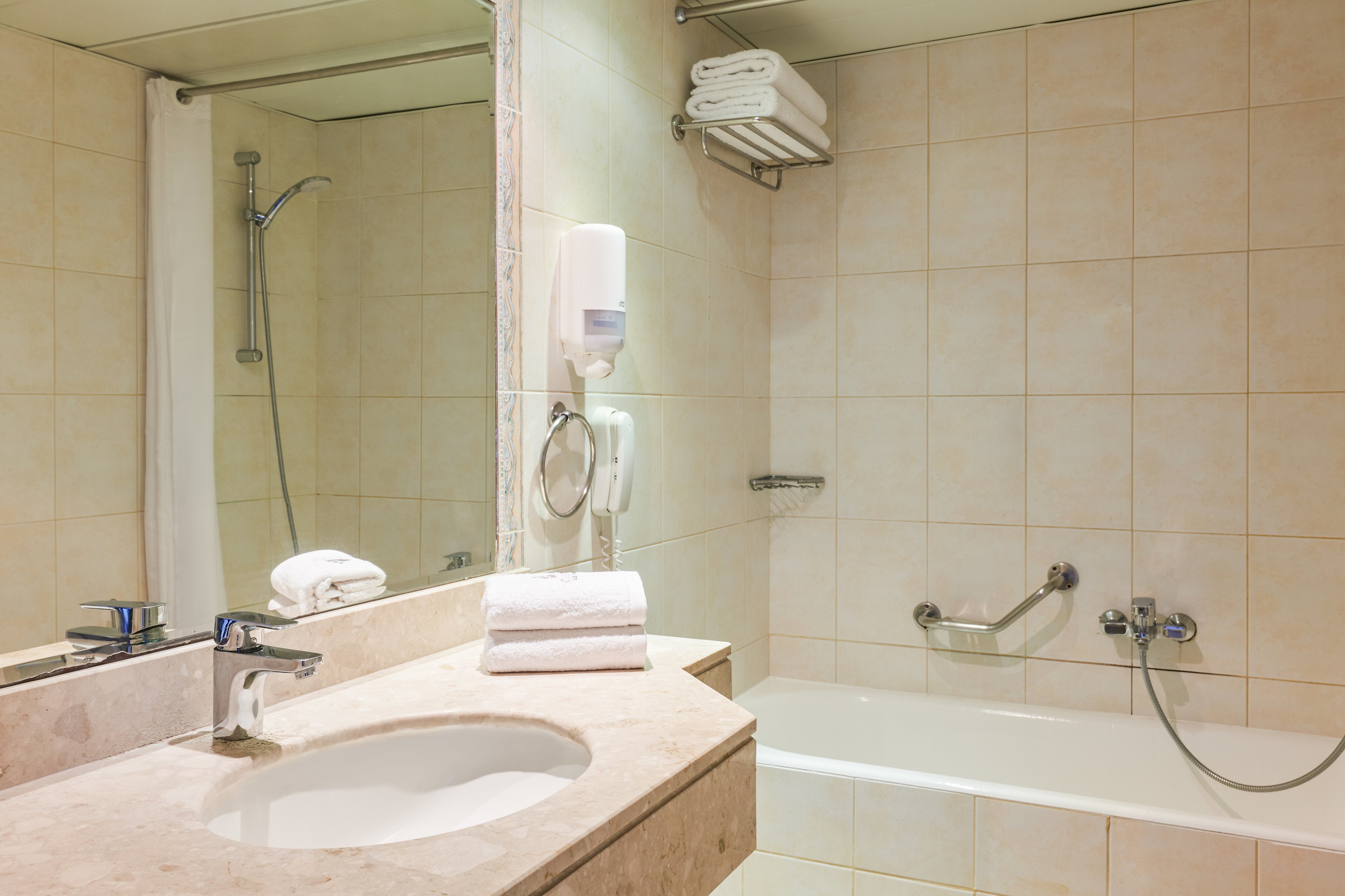 Atlantica Princess Hotel