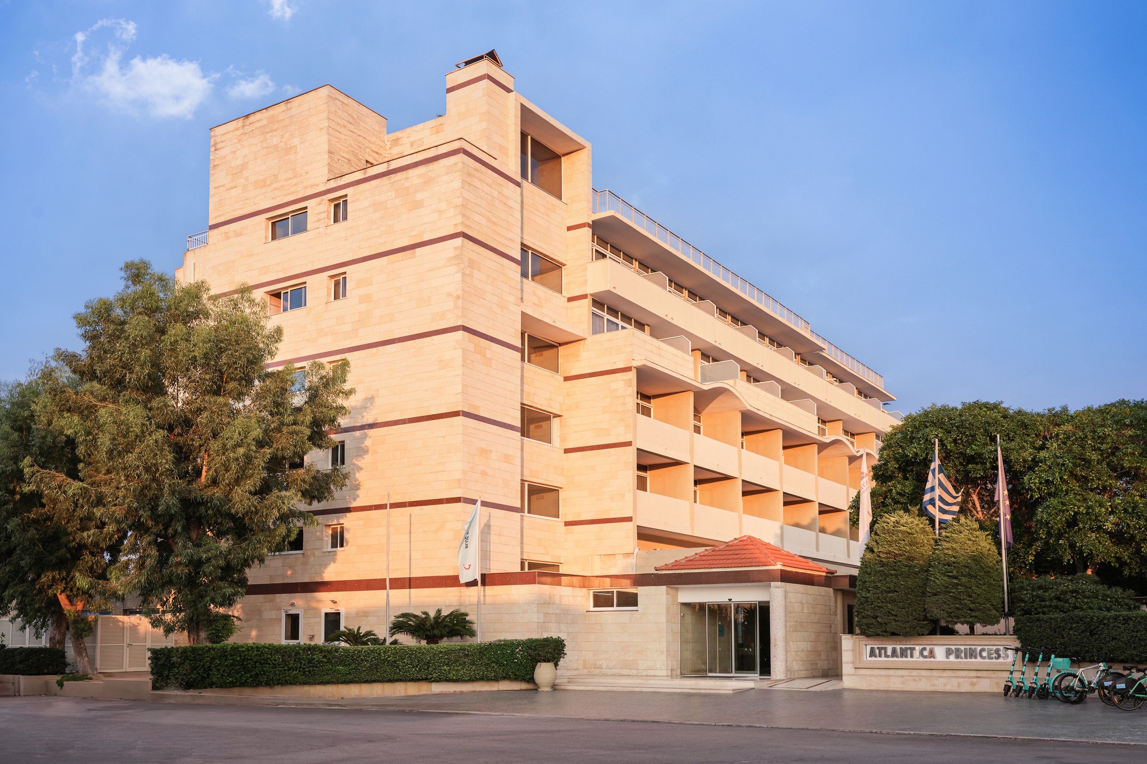 Atlantica Princess Hotel