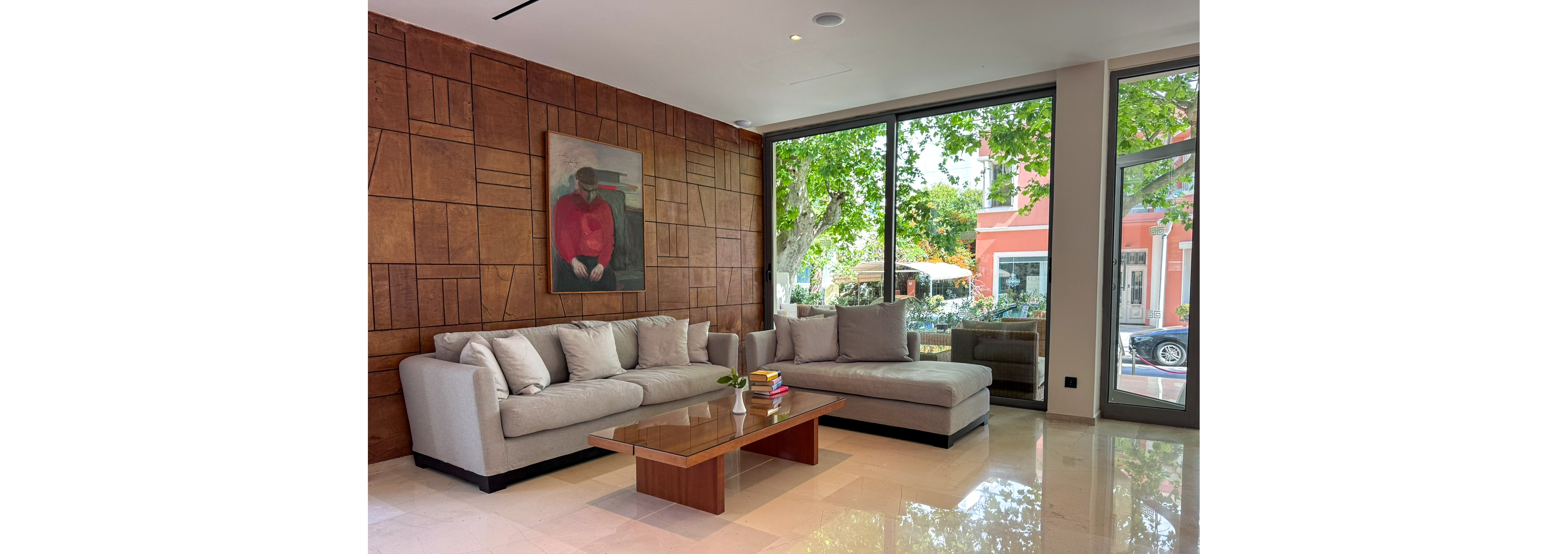 Angela Downtown Hotel