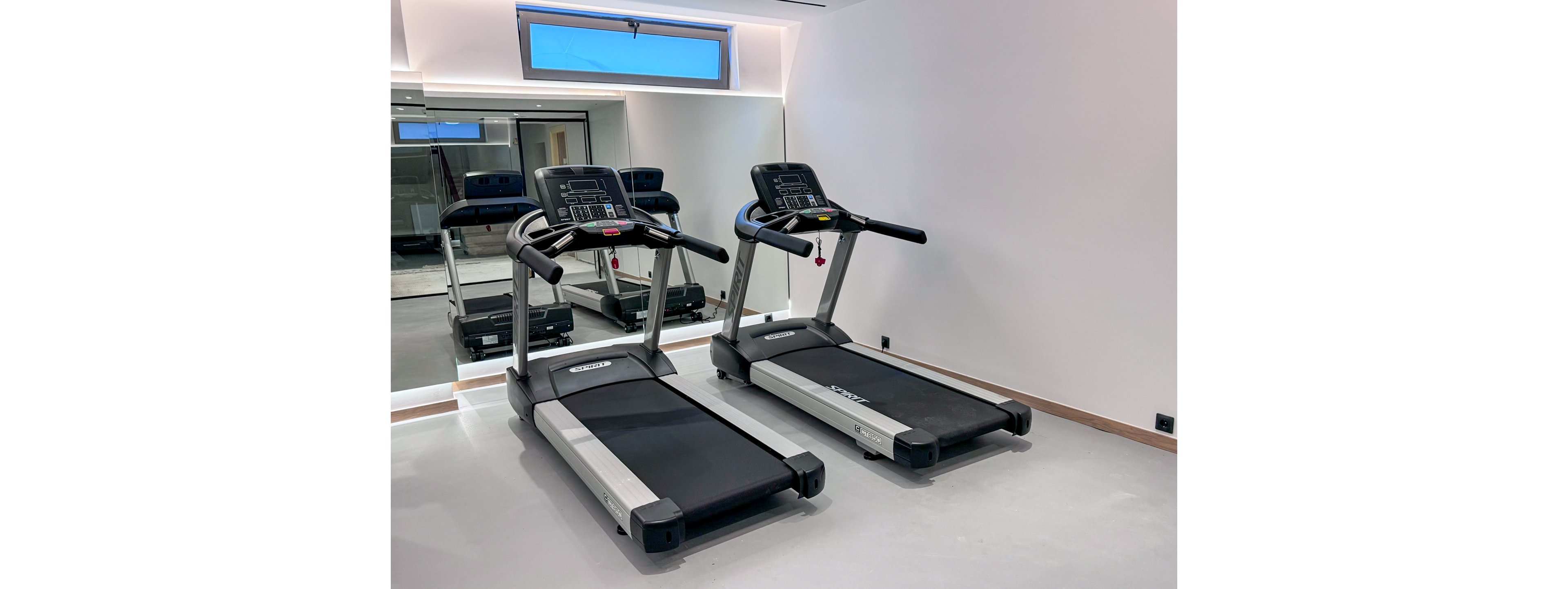 Angela Downtown Hotel