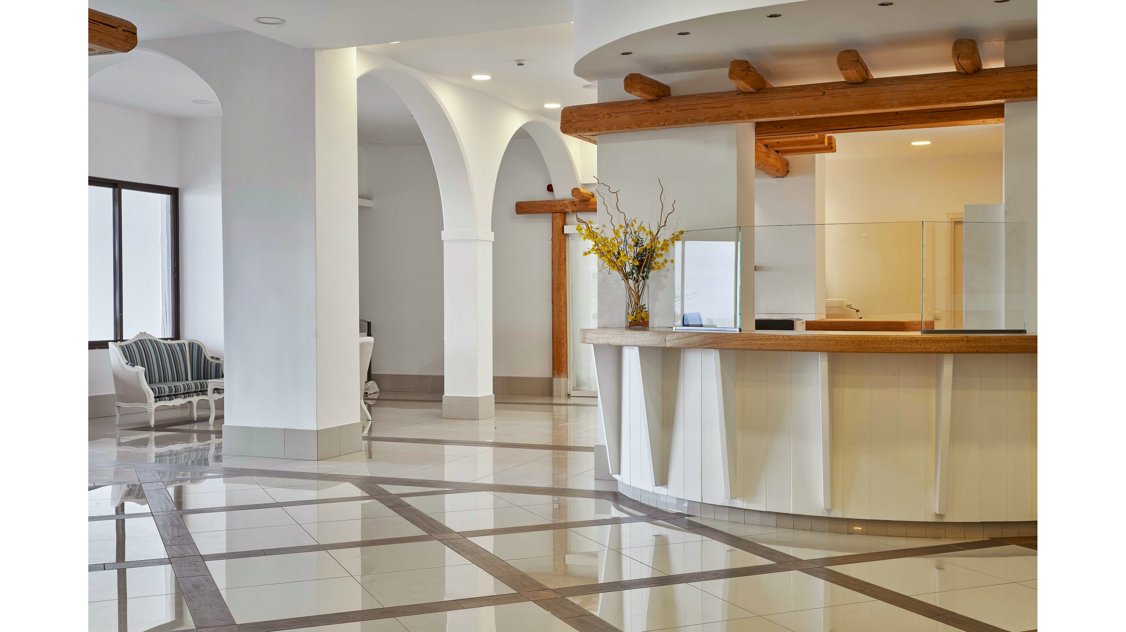 Epsilon Hotel Apartments