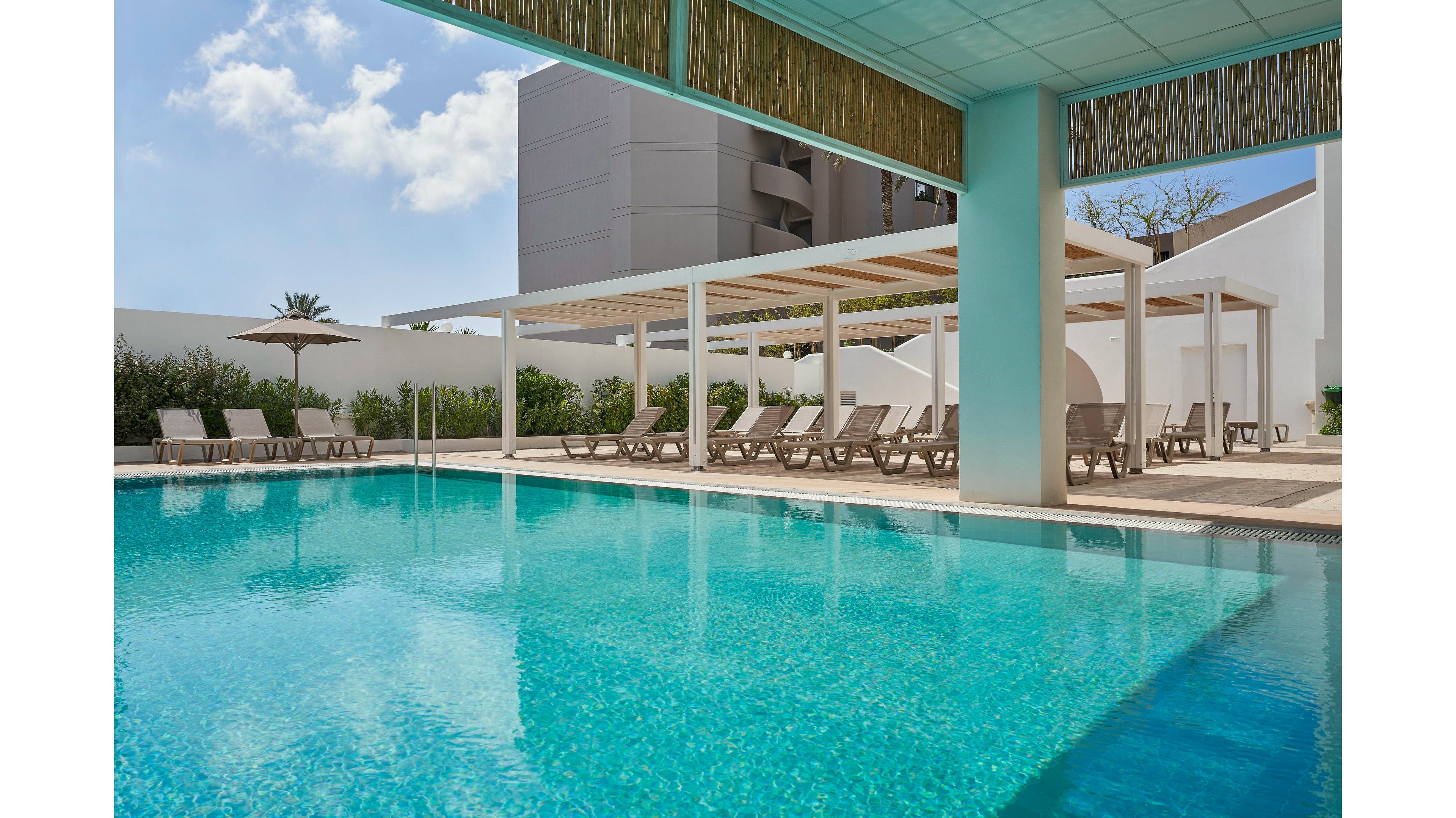 Epsilon Hotel Apartments