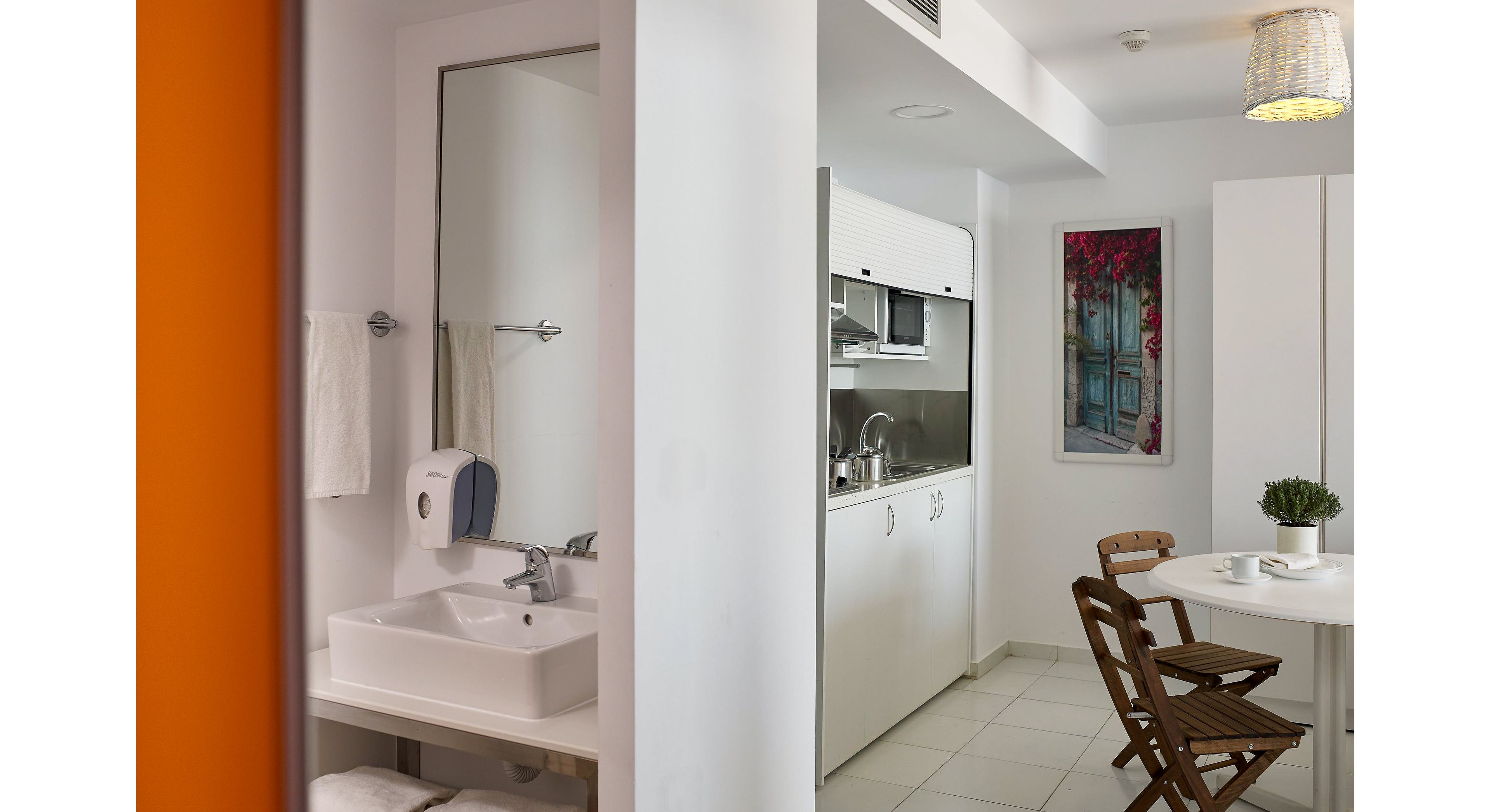 Epsilon Hotel Apartments