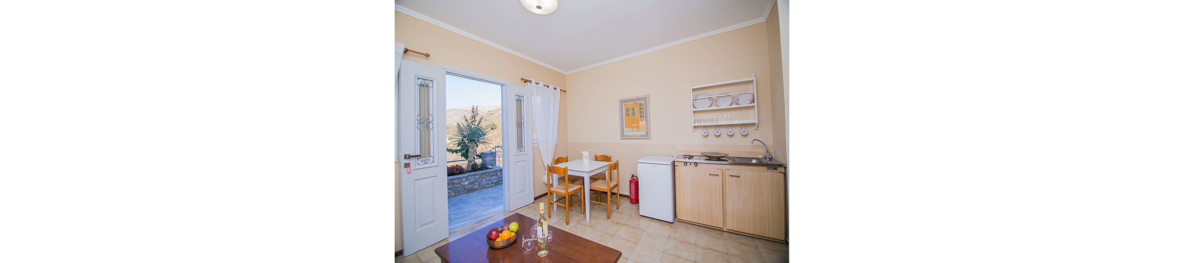 Niriides Hotel & Apartments