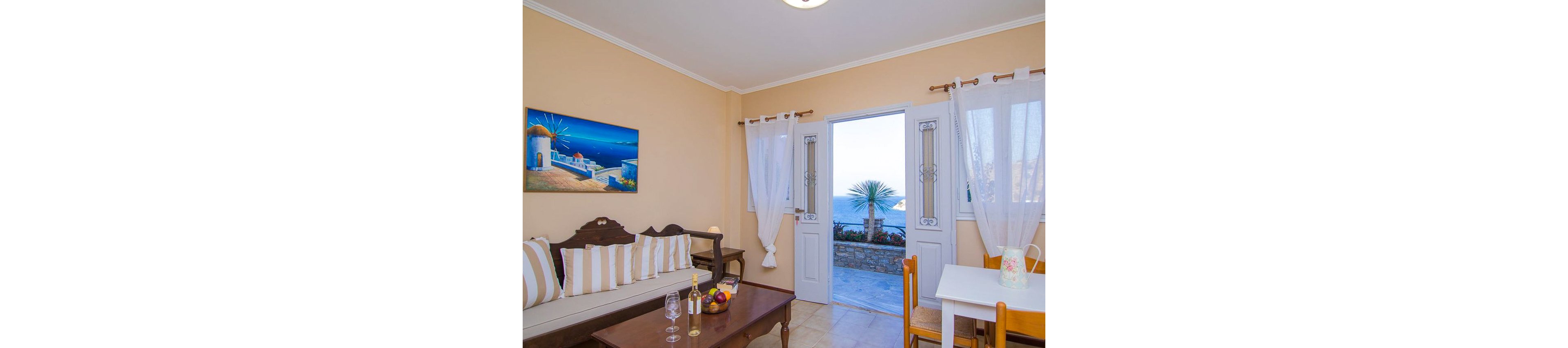 Niriides Hotel & Apartments