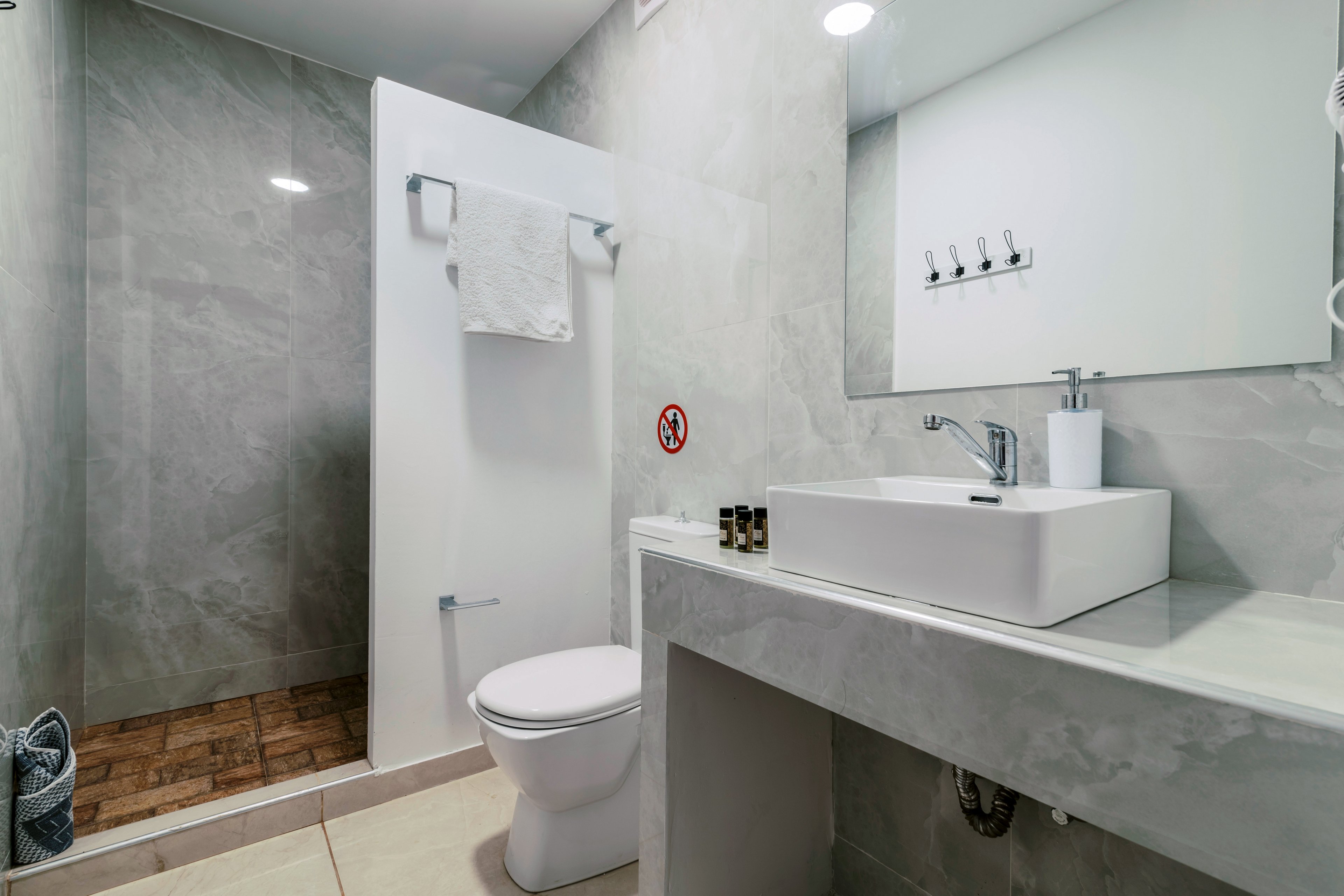 Bamboo Suites Boutique Hotel