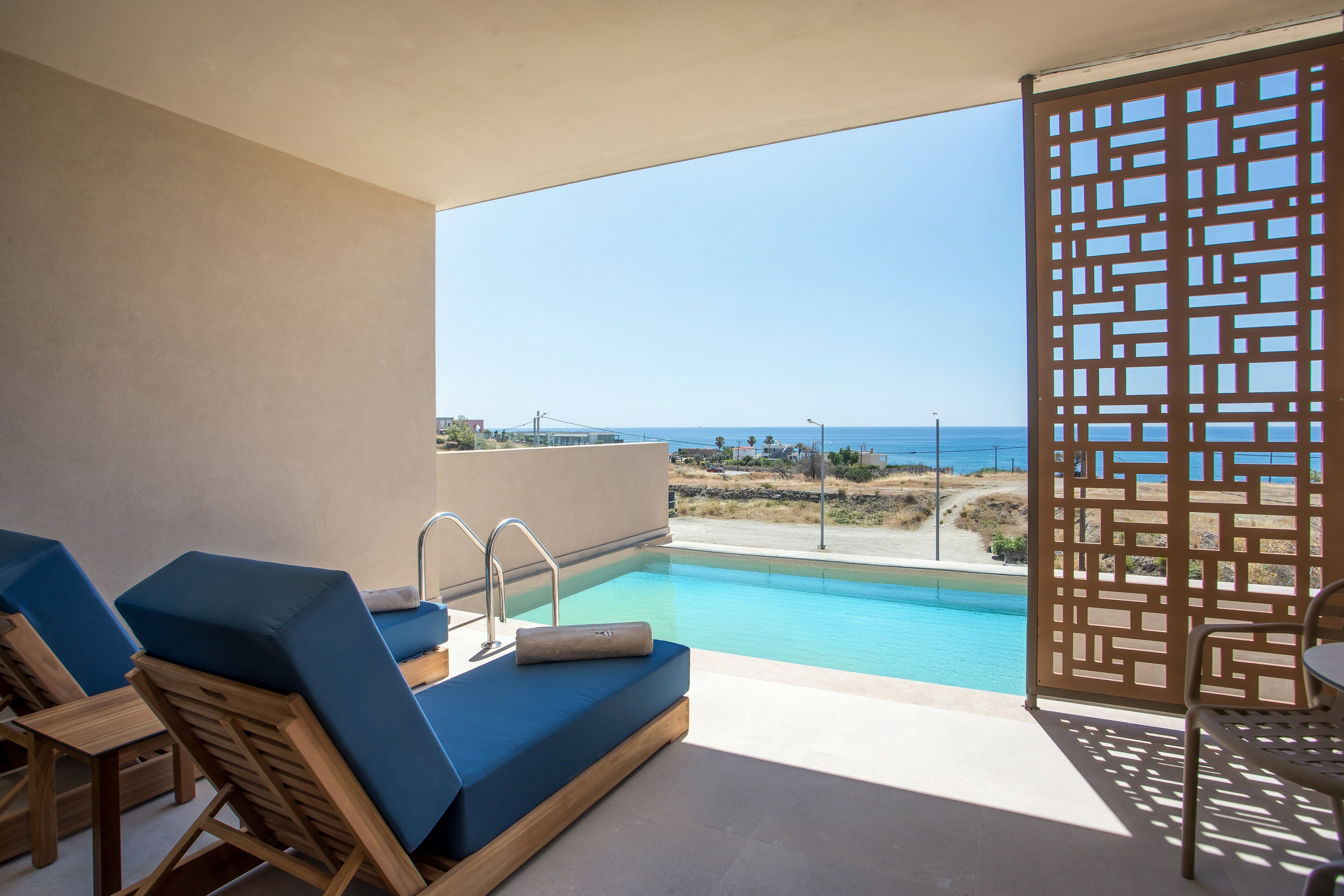 Este Elegant Suites & Villas