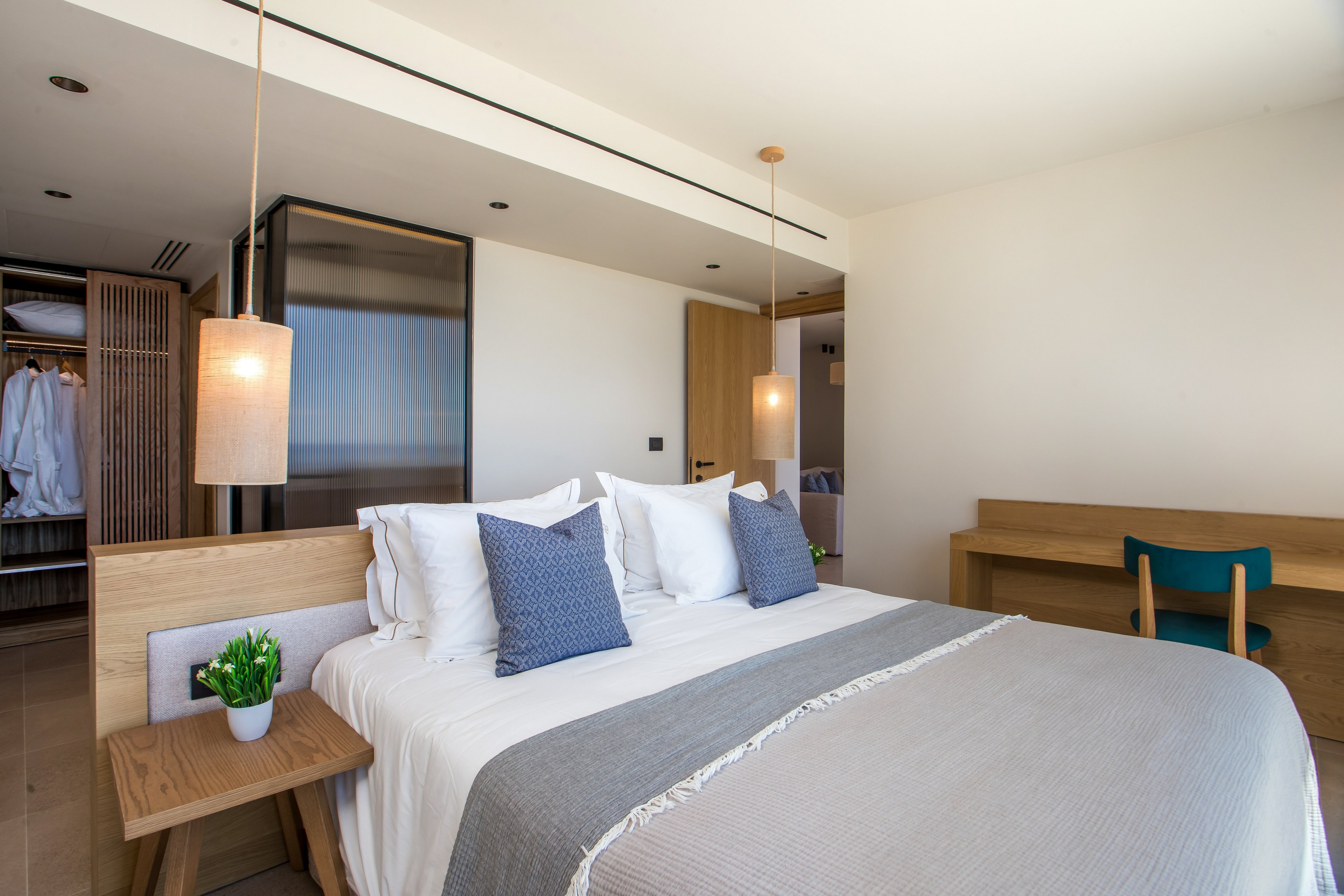 Este Elegant Suites & Villas