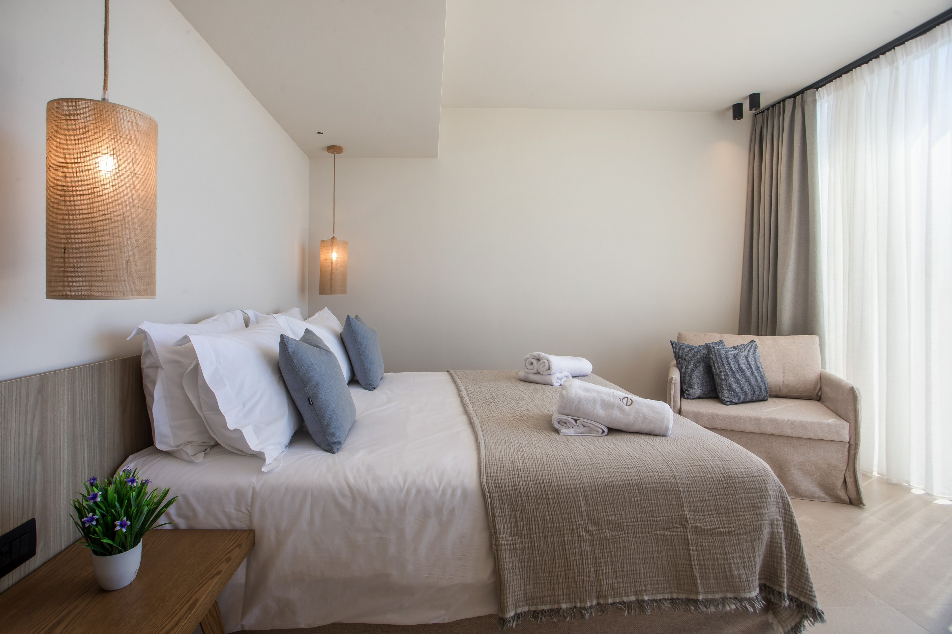 Este Elegant Suites & Villas