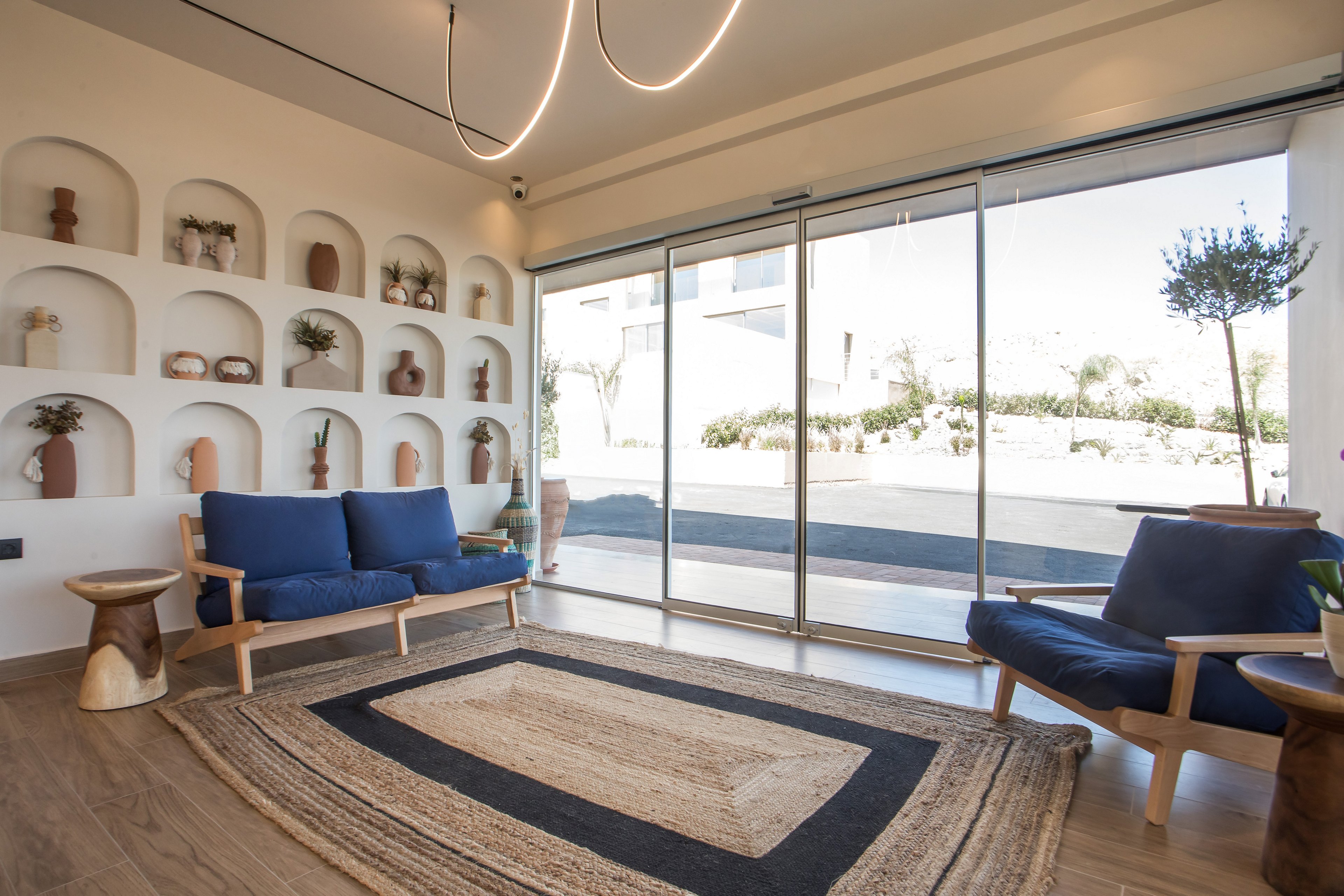 Este Elegant Suites & Villas