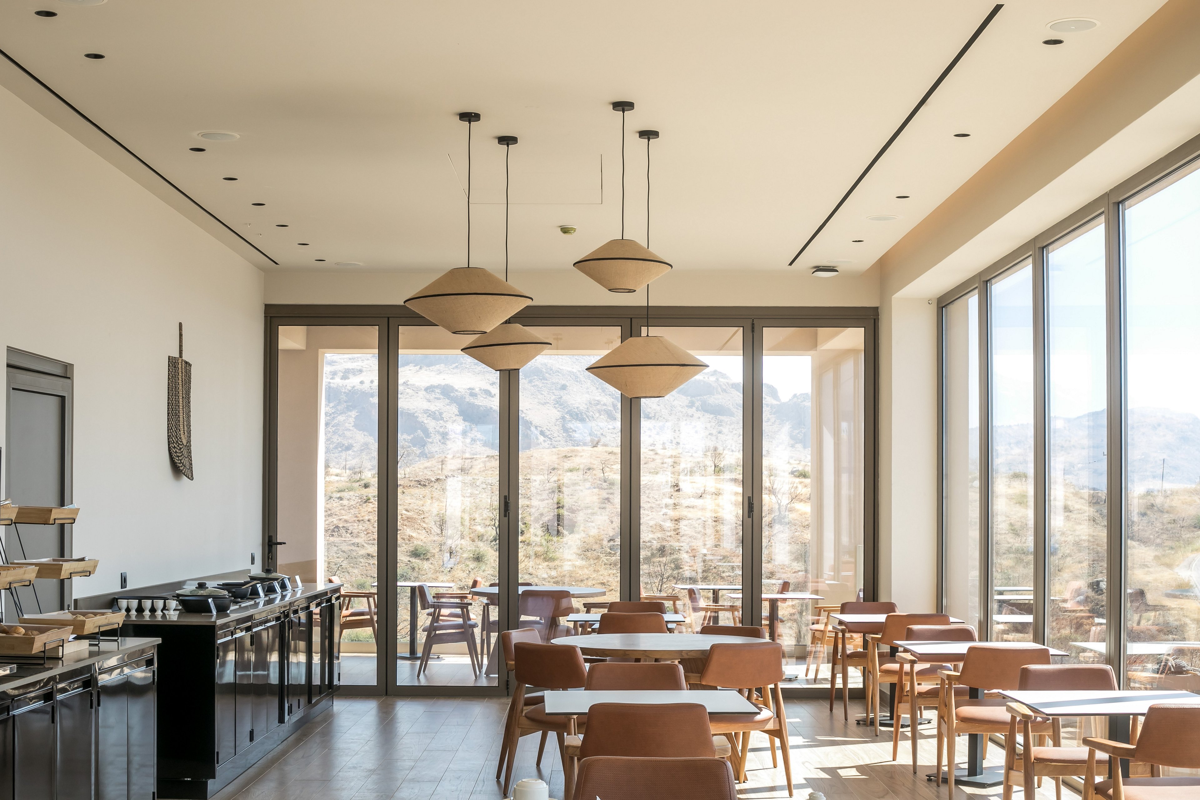 Este Elegant Suites & Villas