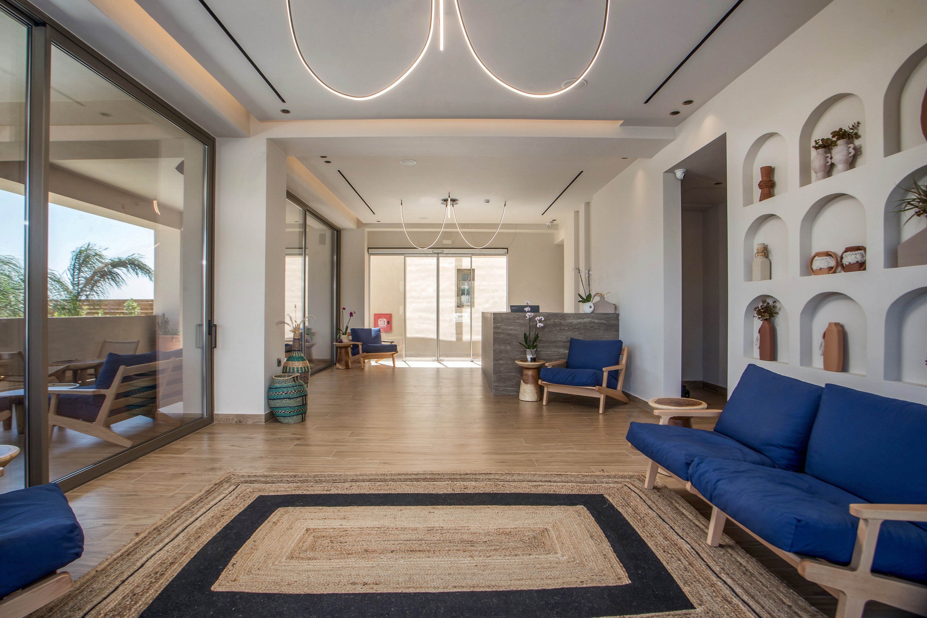 Este Elegant Suites & Villas