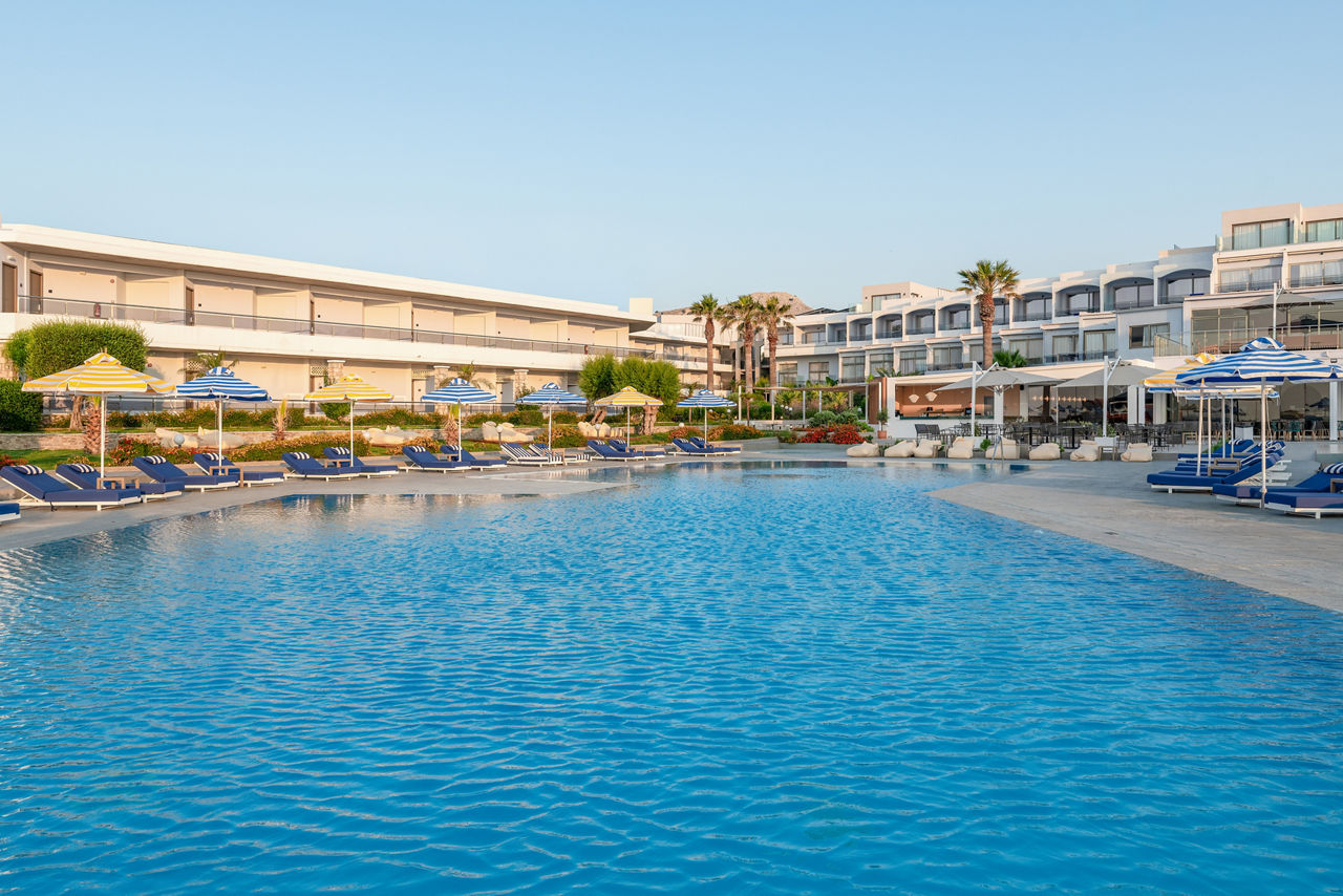 Paralos Rodos Lifestyle