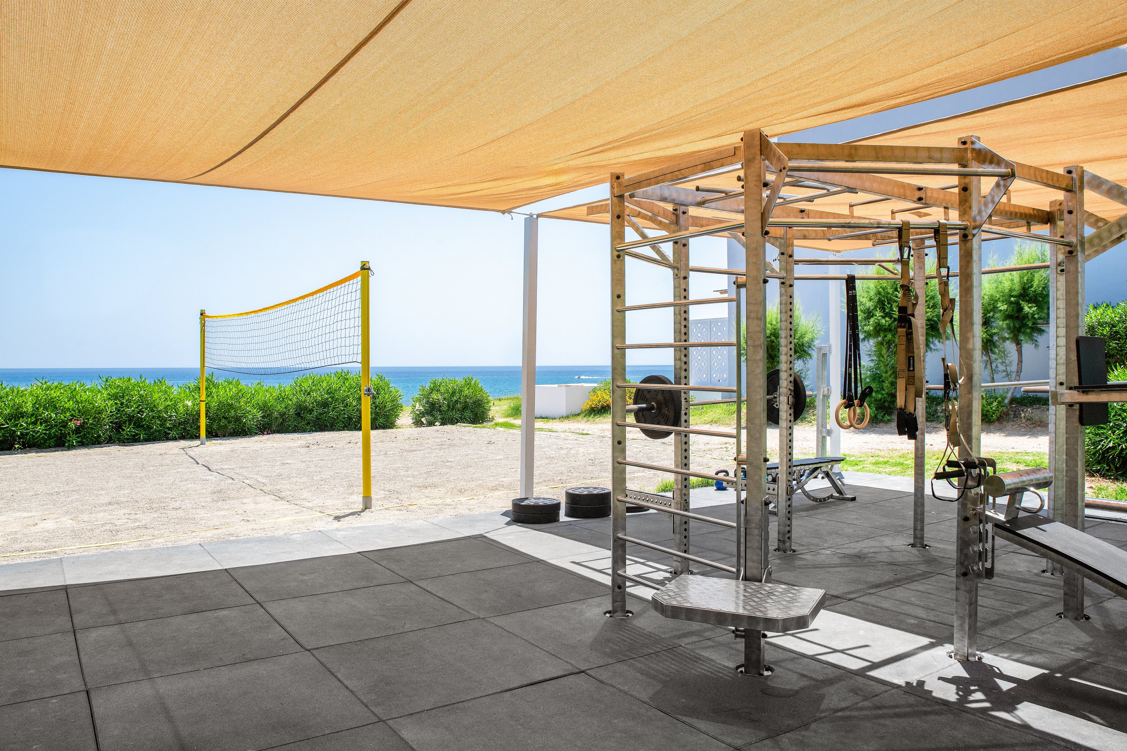 Paralos Rodos Lifestyle