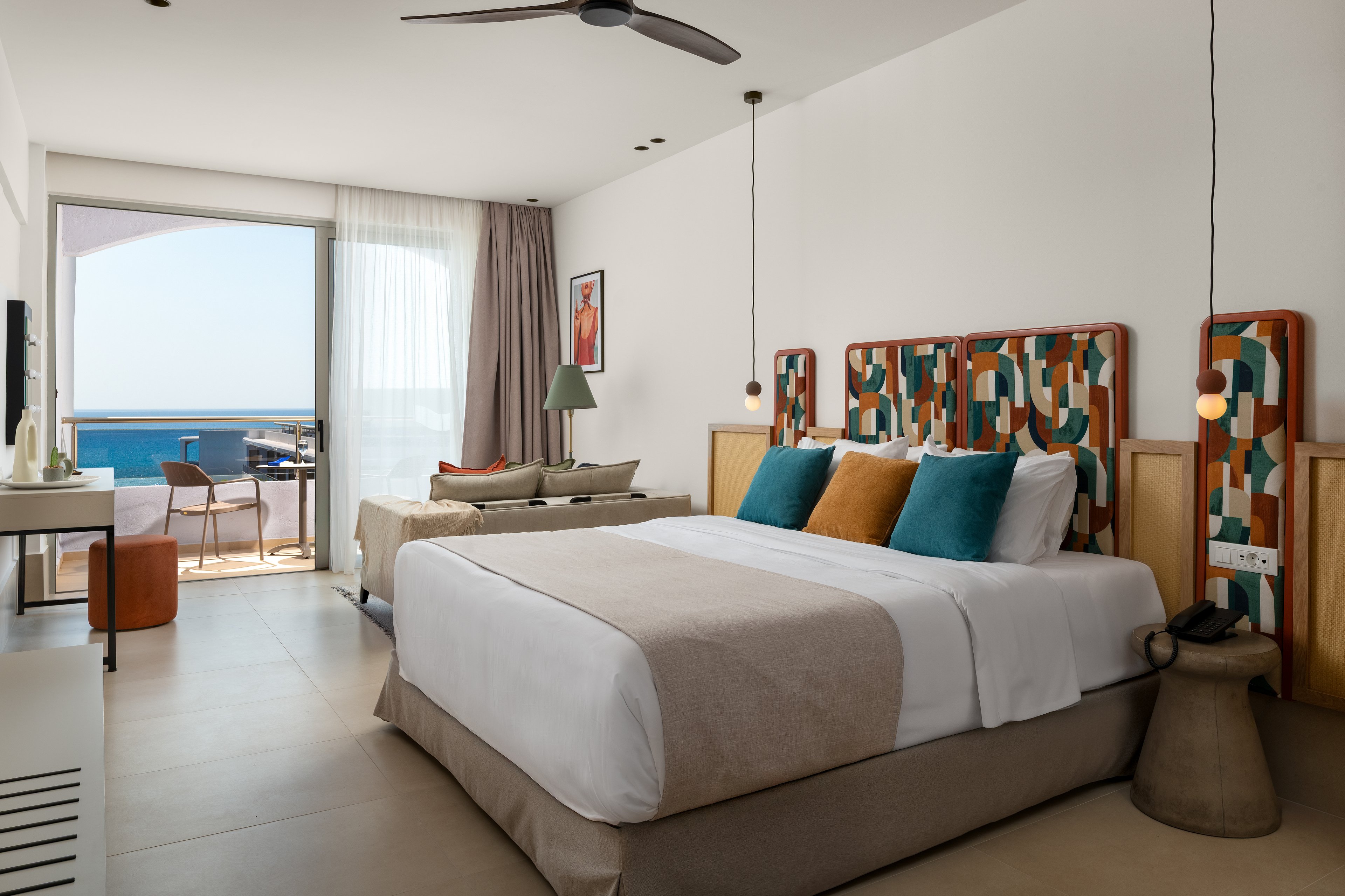 Paralos Rodos Lifestyle