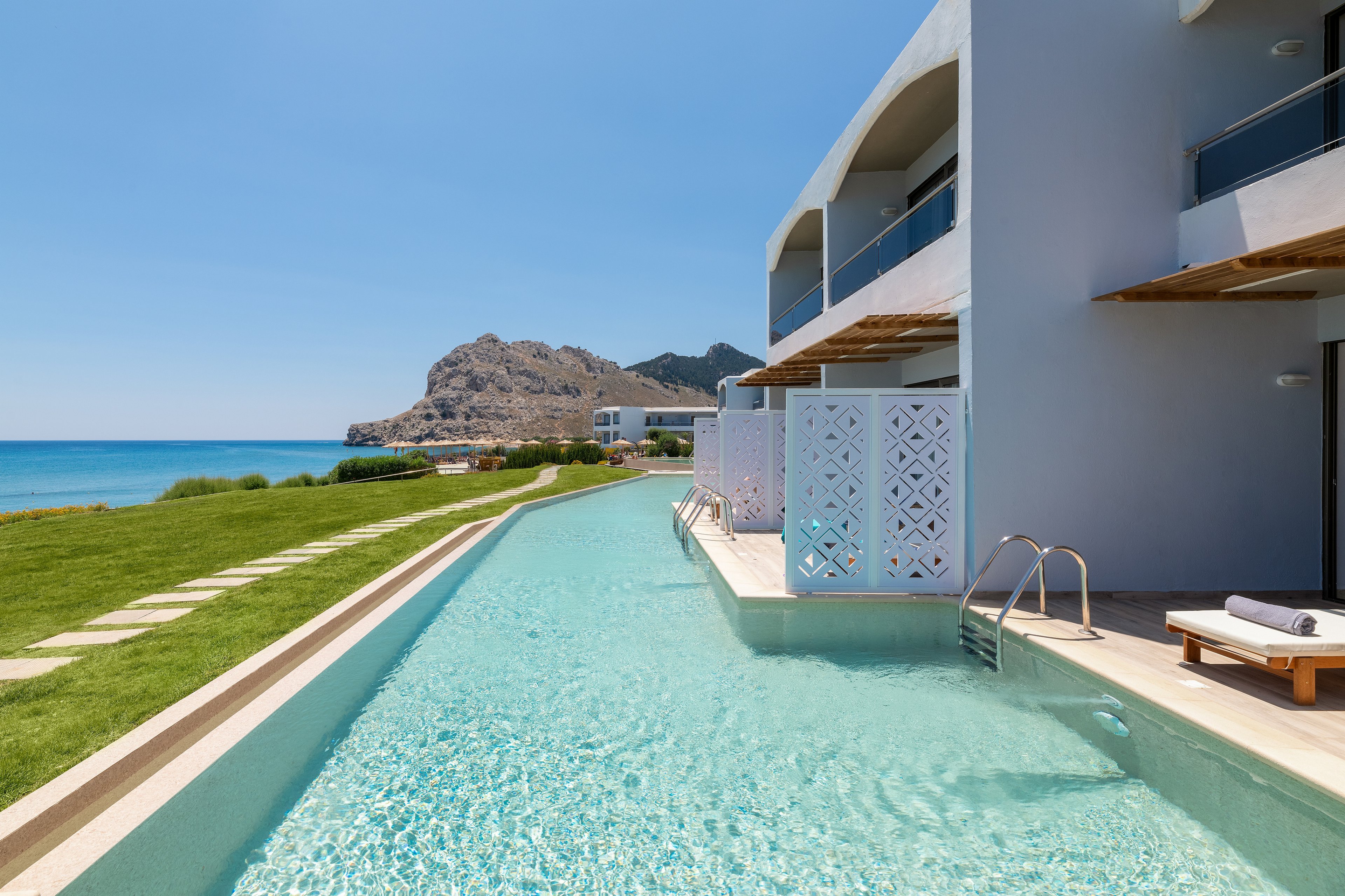 Paralos Rodos Lifestyle