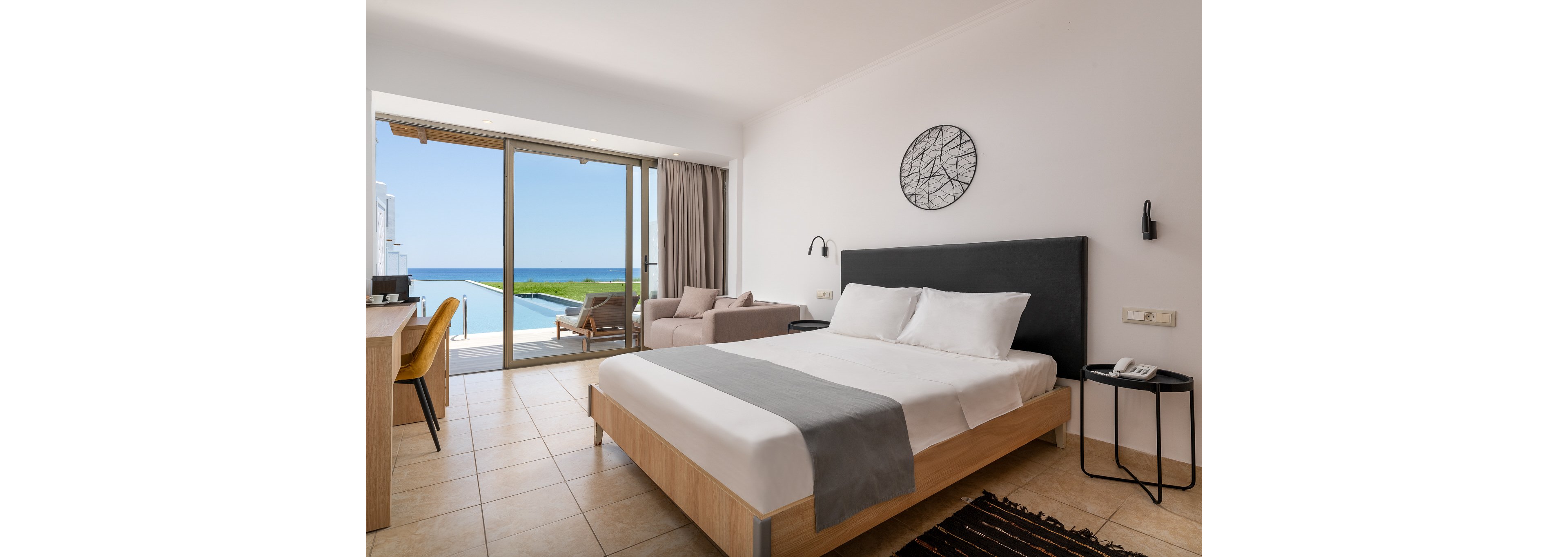 Paralos Rodos Lifestyle