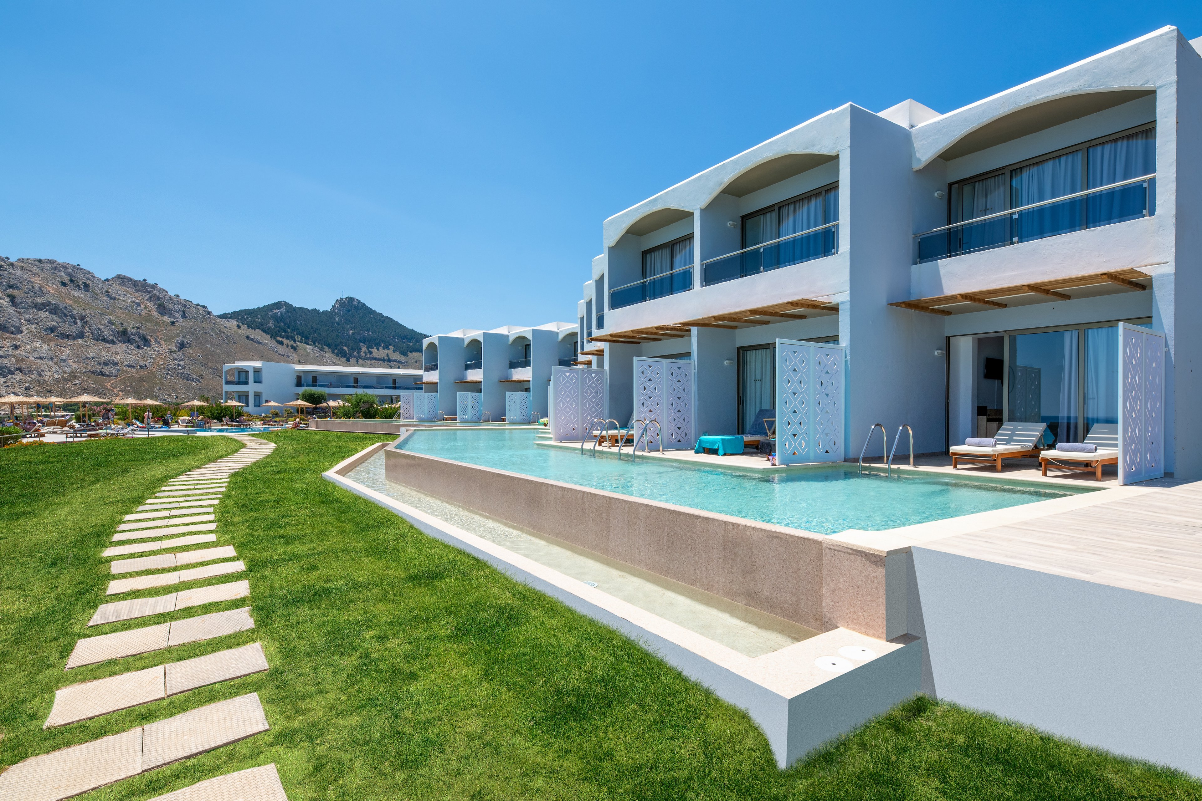 Paralos Rodos Lifestyle