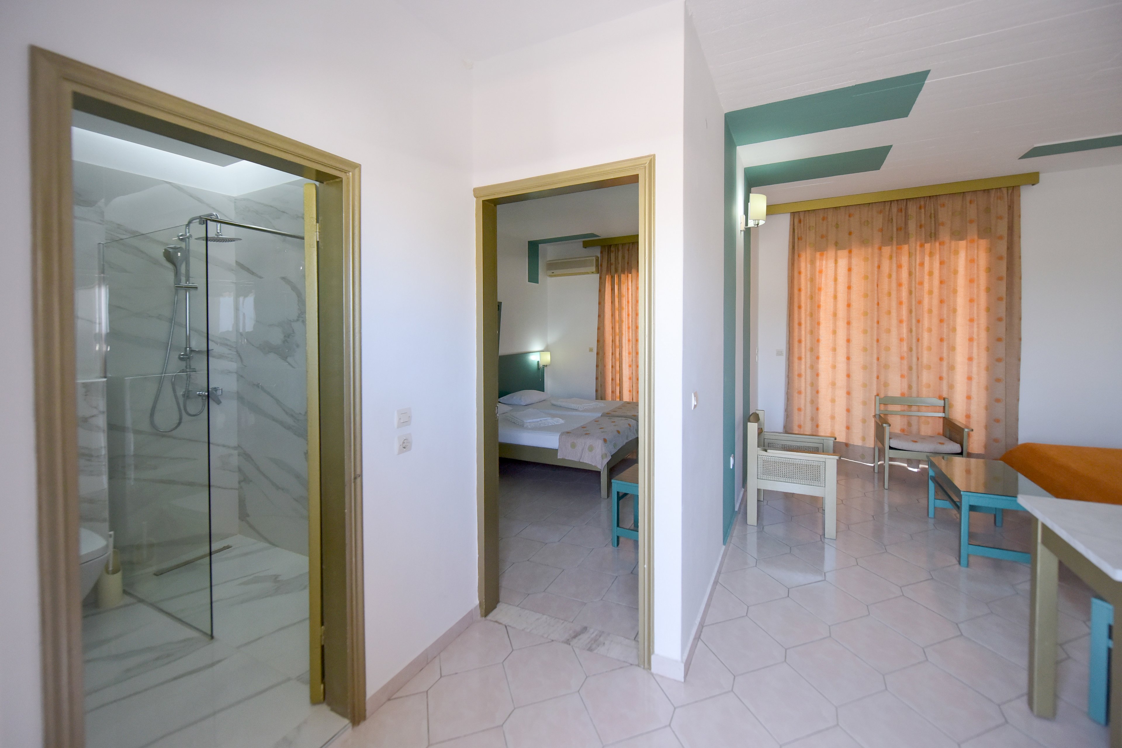 Trianta Hotel Apartments