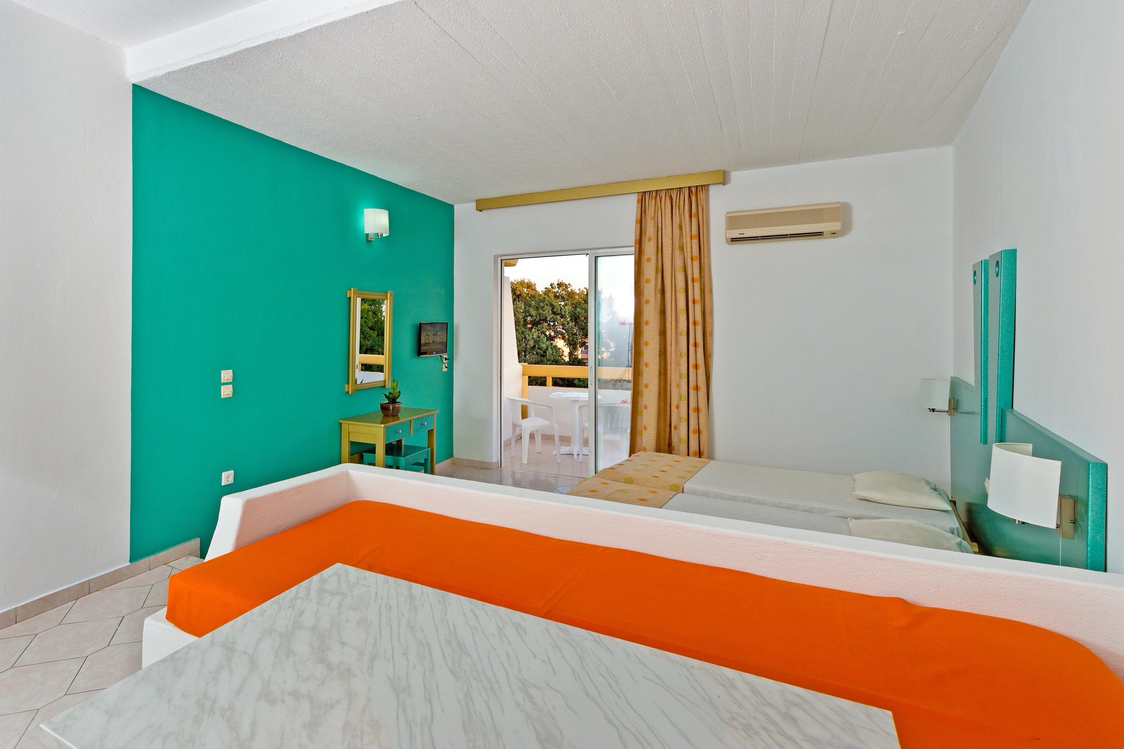 Trianta Hotel Apartments