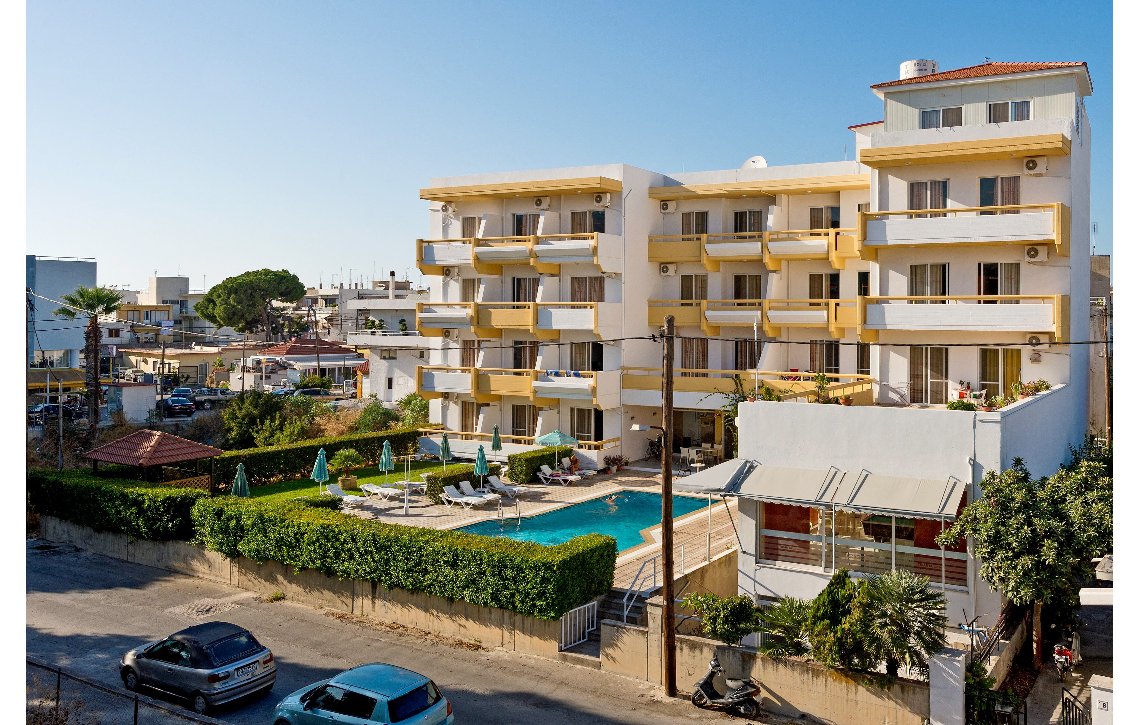 Trianta Hotel Apartments