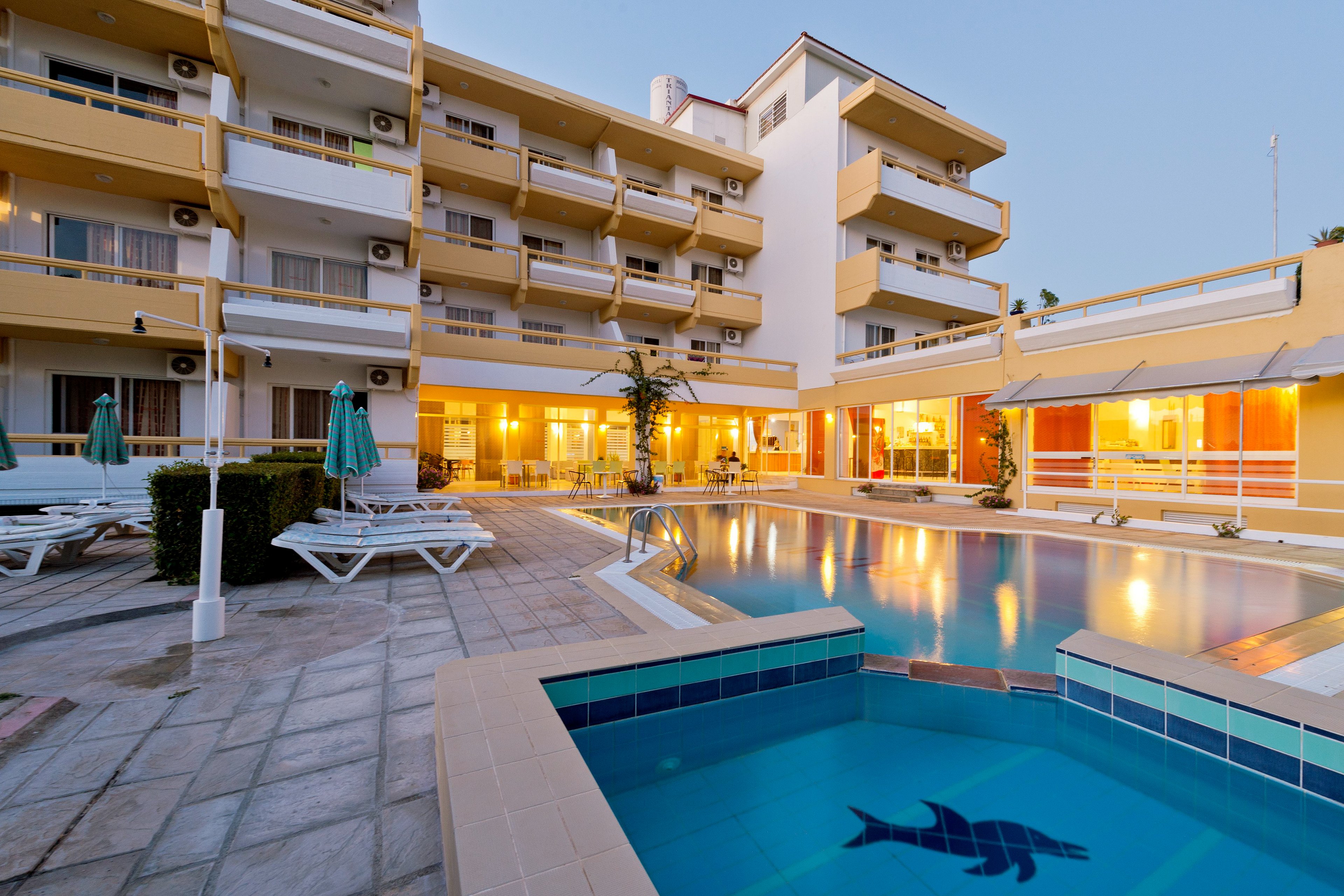 Trianta Hotel Apartments