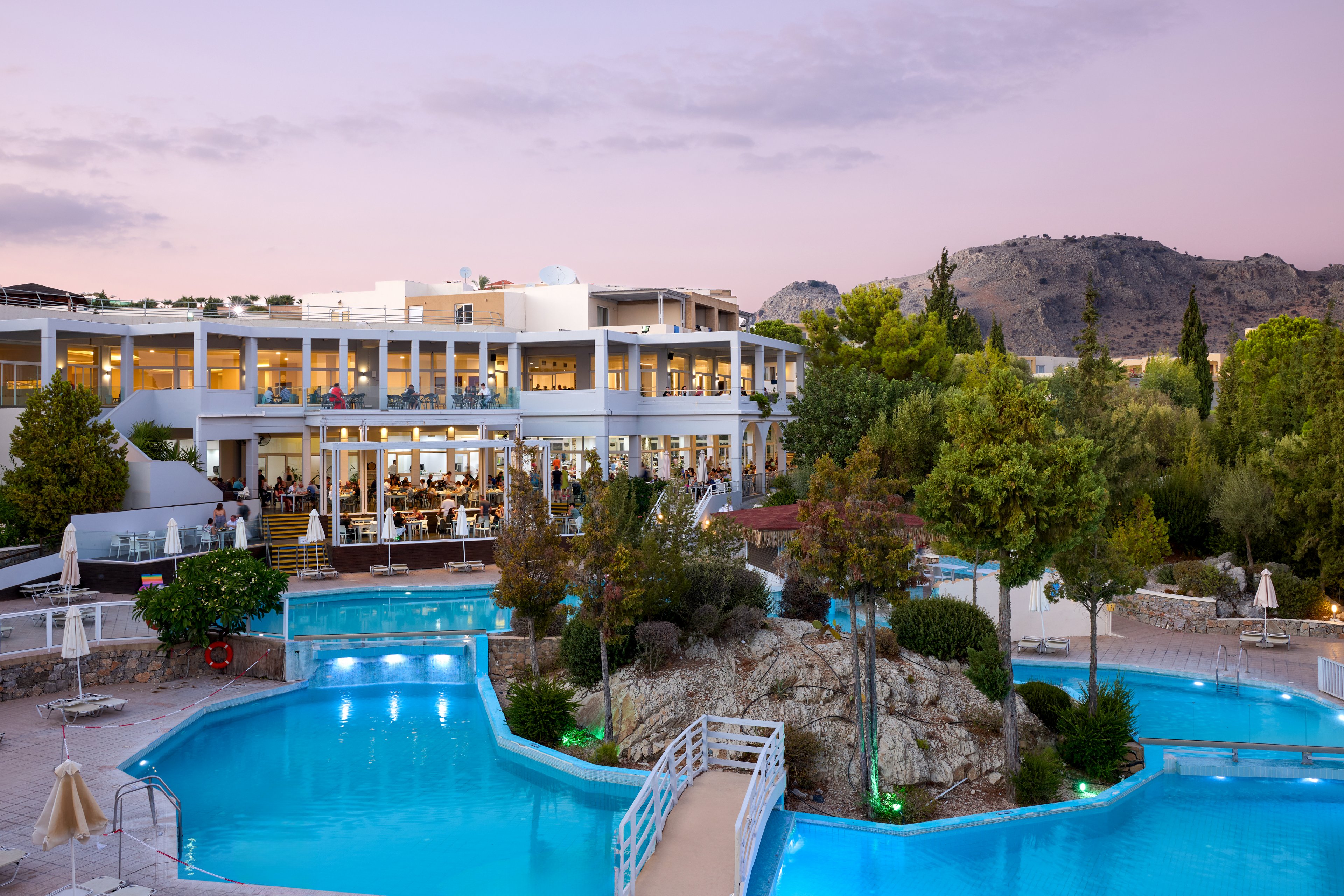 Kiotari Miraluna Beach Resort