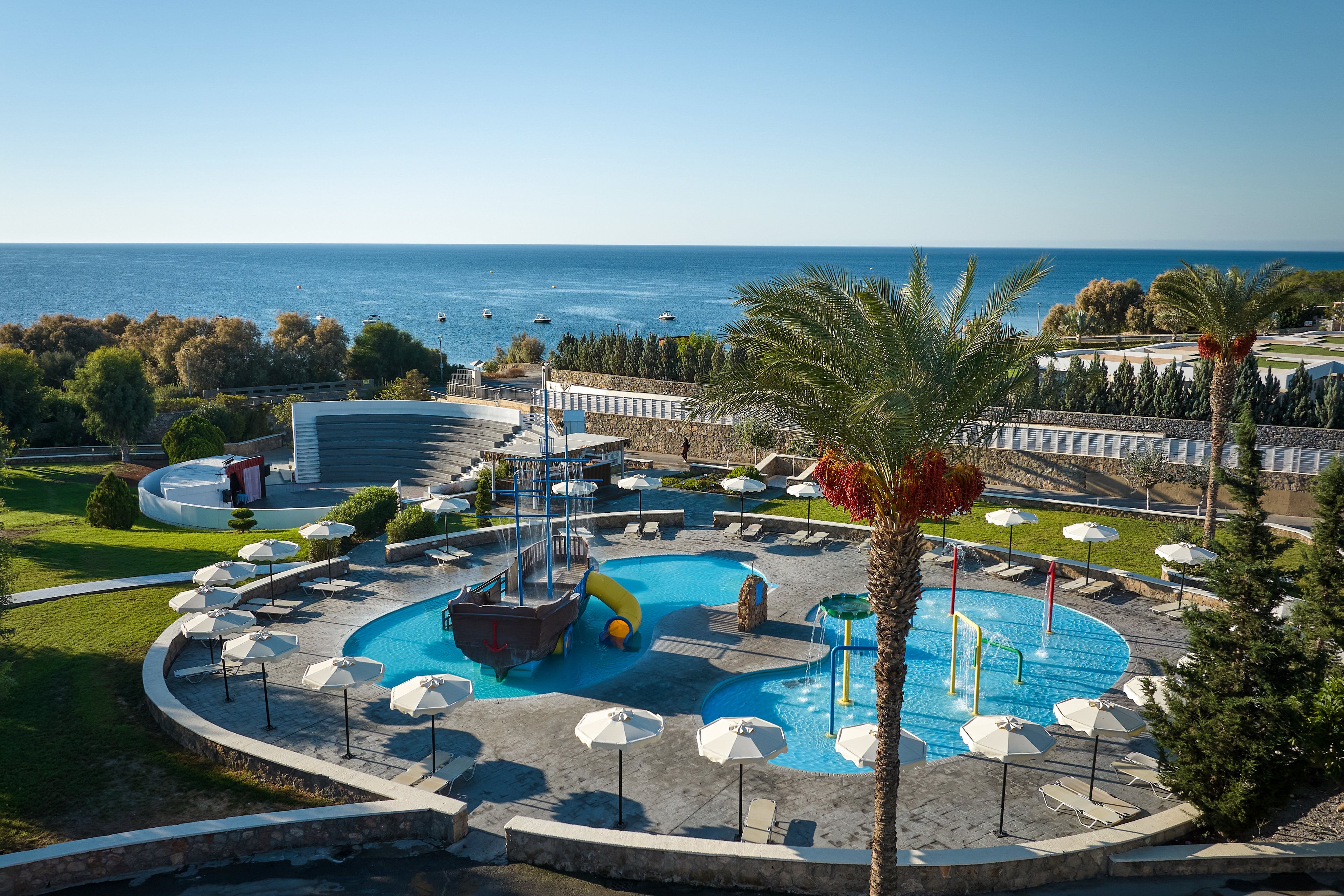 Kiotari Miraluna Beach Resort