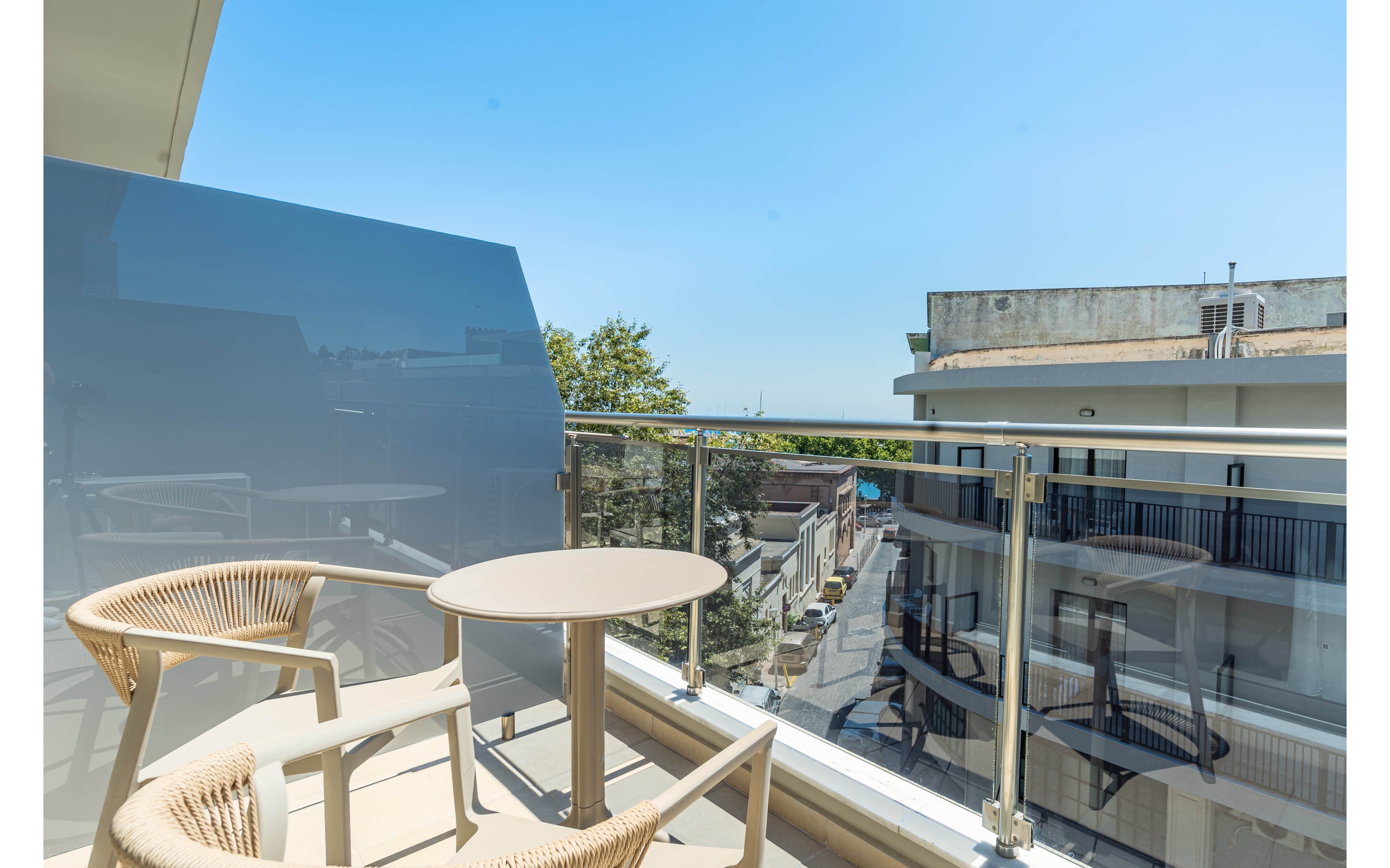 Philia Center Suites