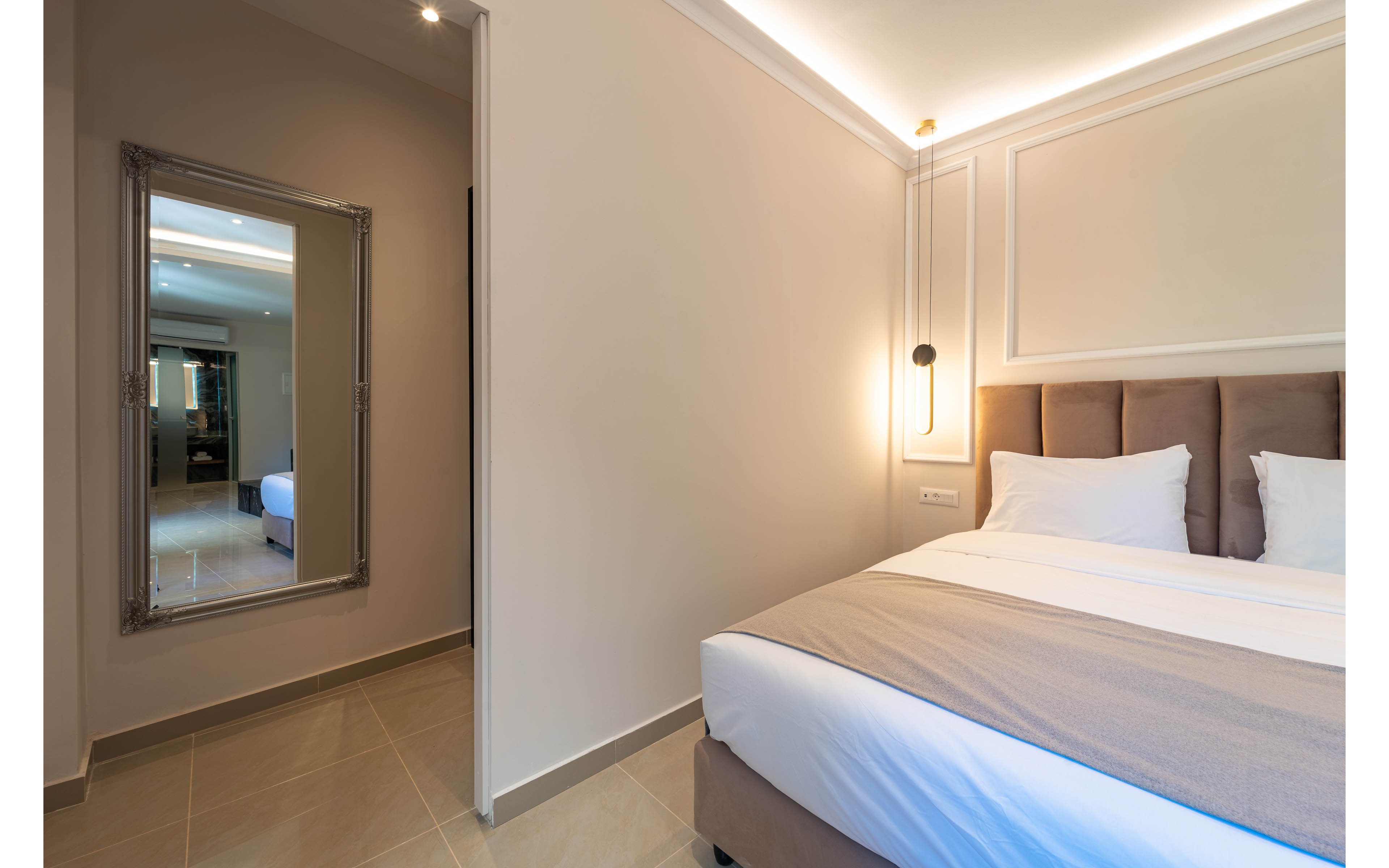 Philia Center Suites