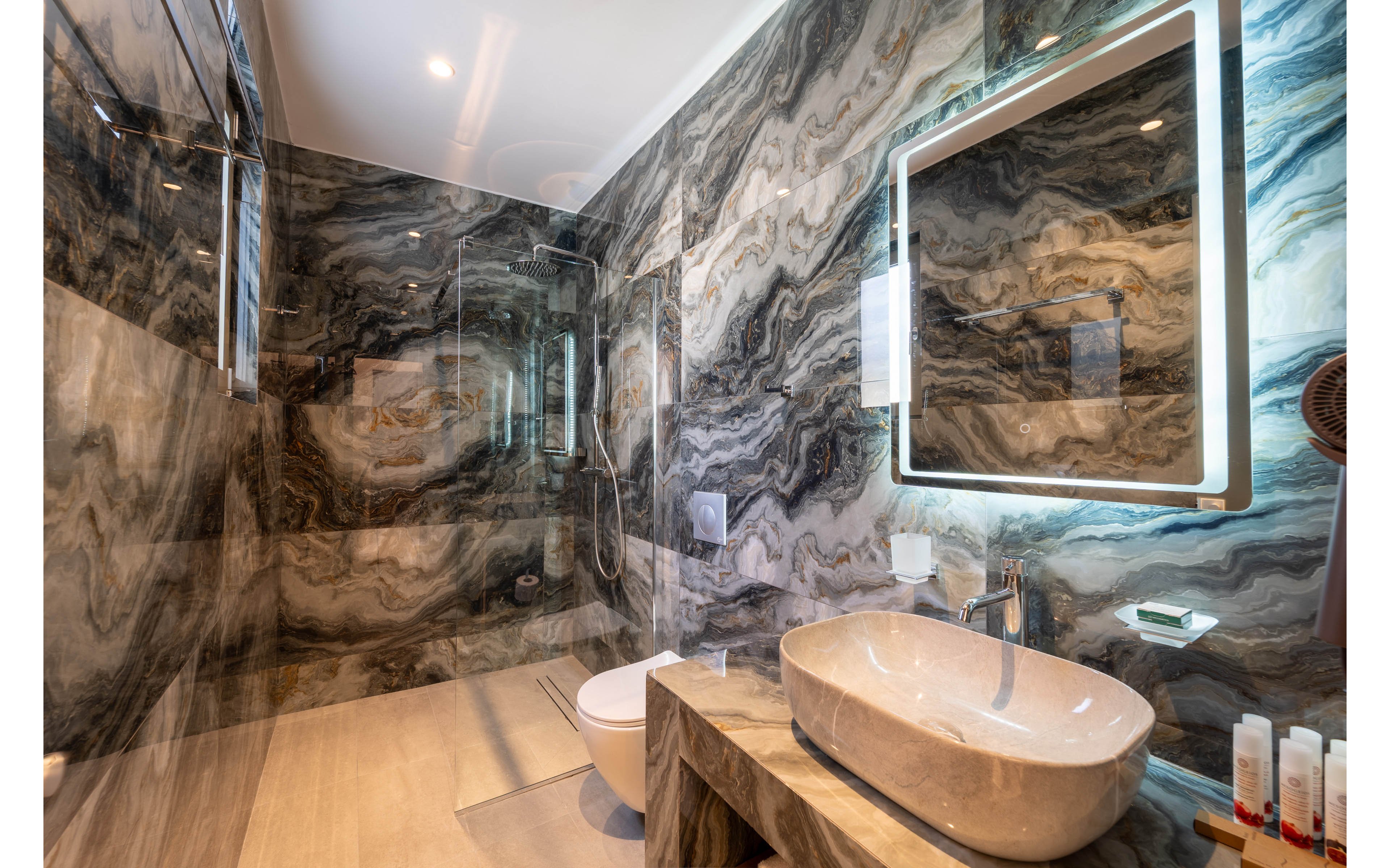 Philia Center Suites