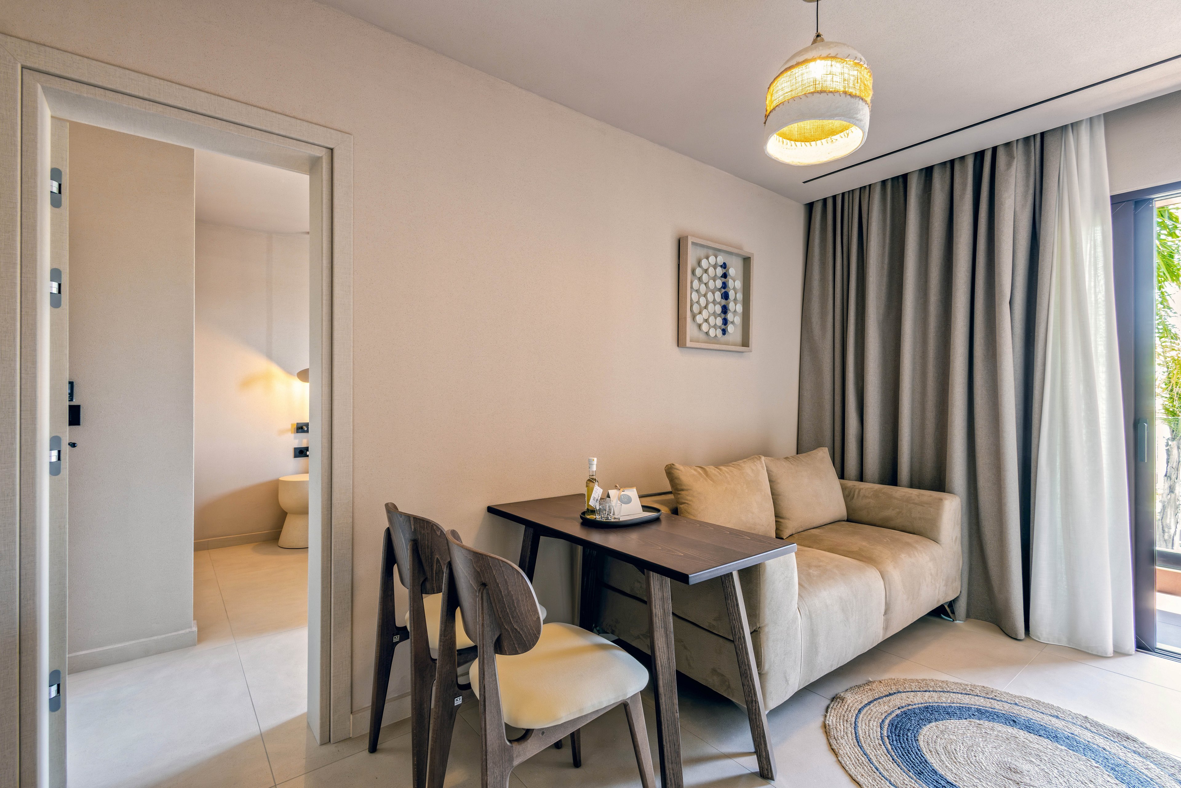 Palmea Suites