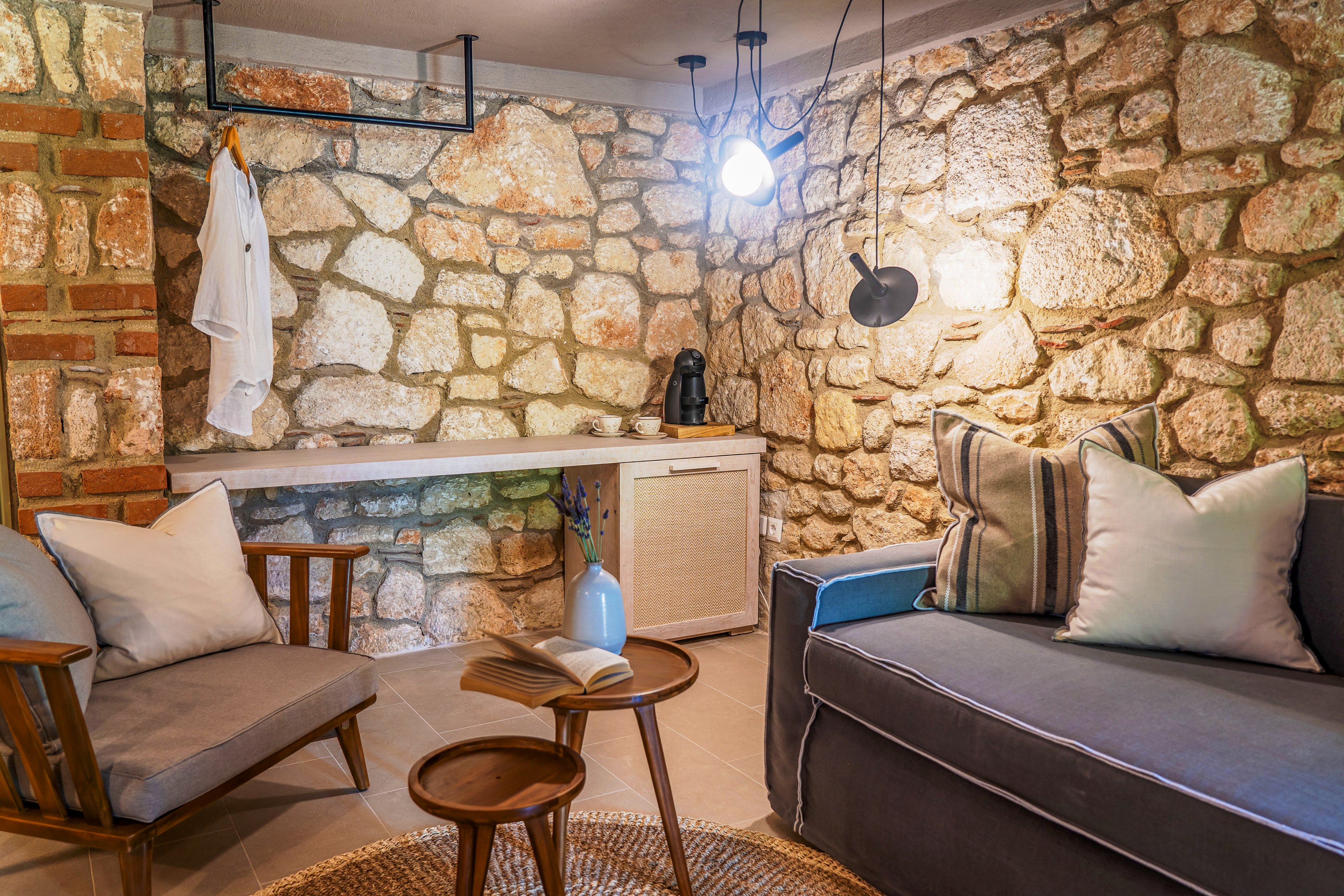 Petrino Suites Hotel