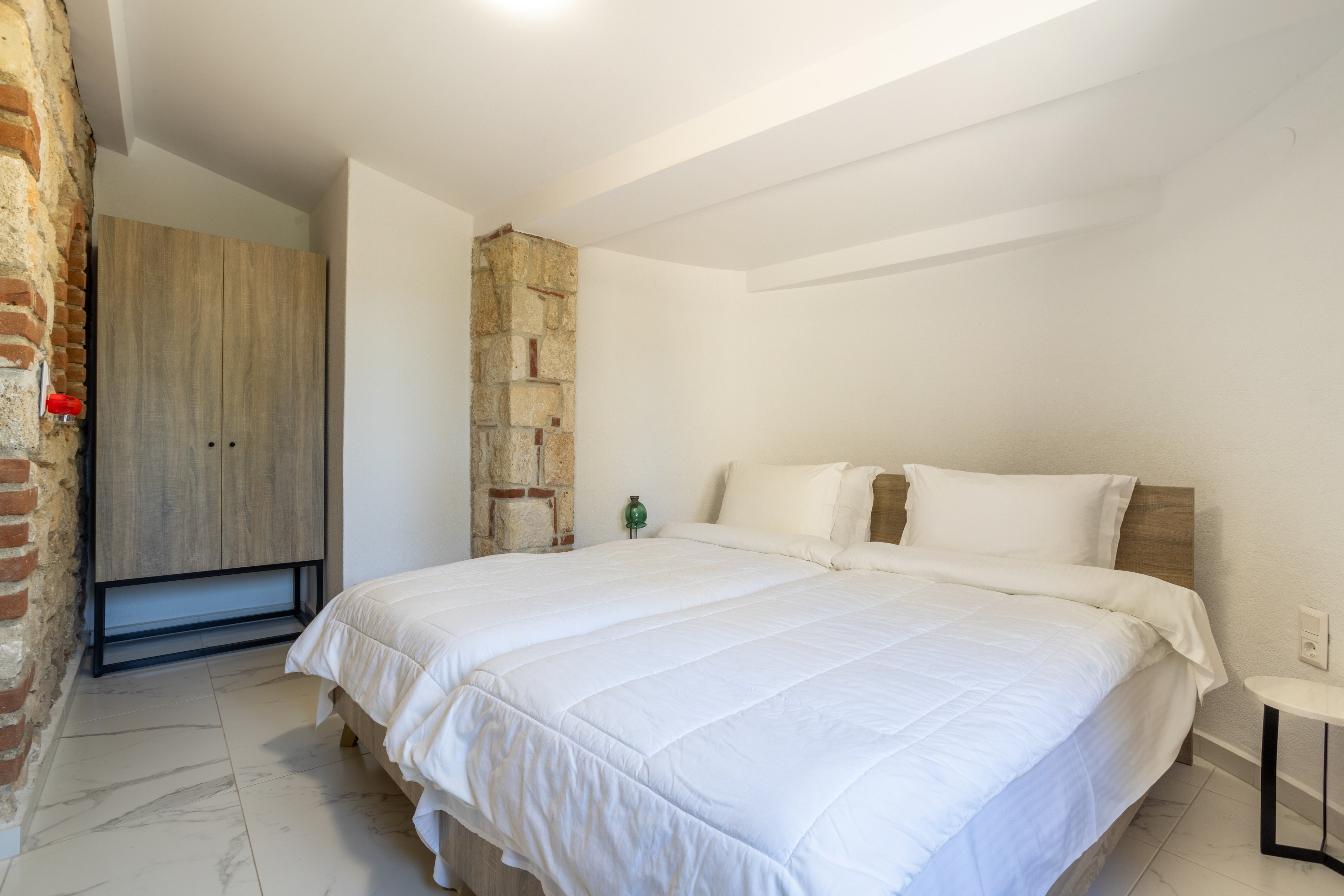 Petrino Suites Hotel