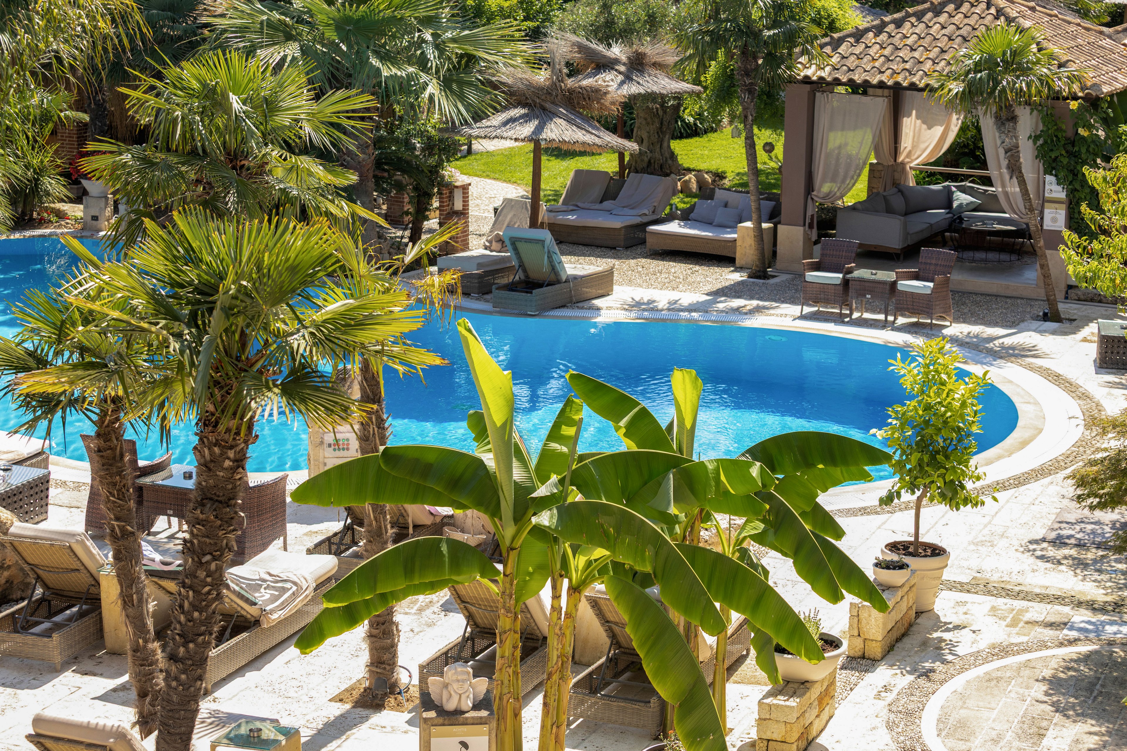 Achtis Hotel