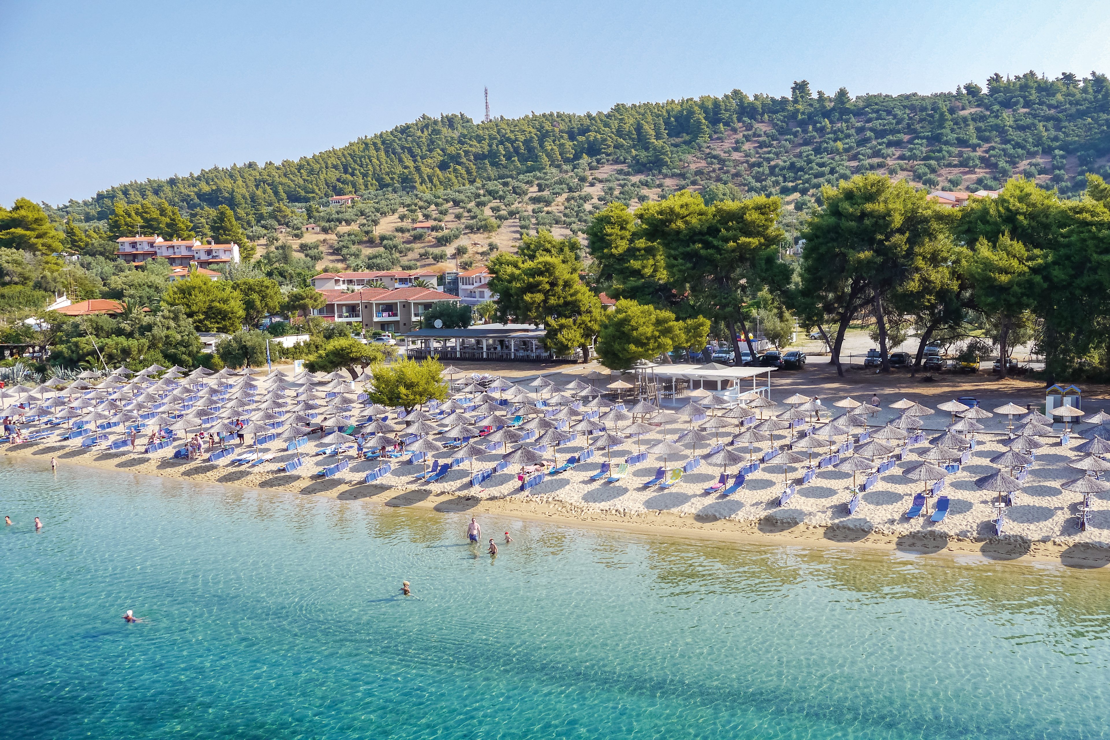 Lagomandra Beach Hotel