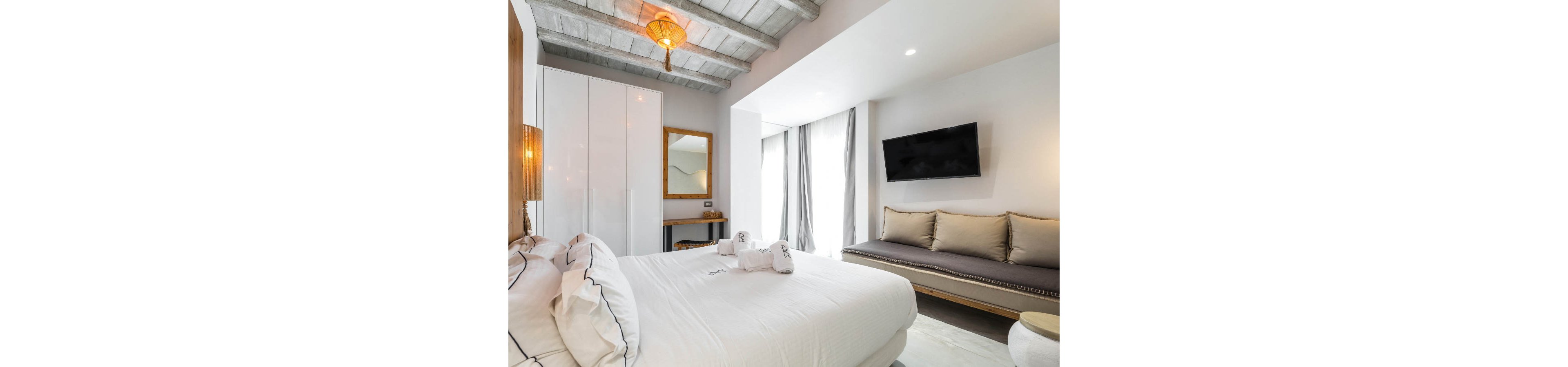 Blue Carpet Luxury Suites