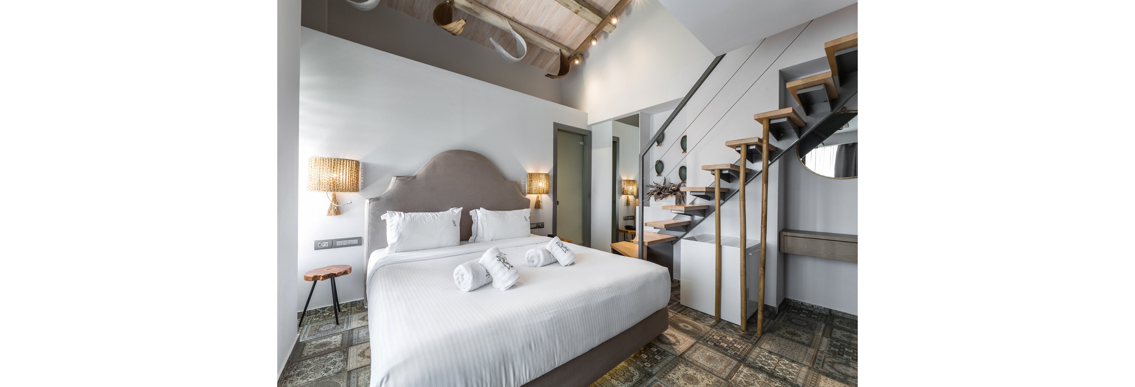 Blue Carpet Luxury Suites