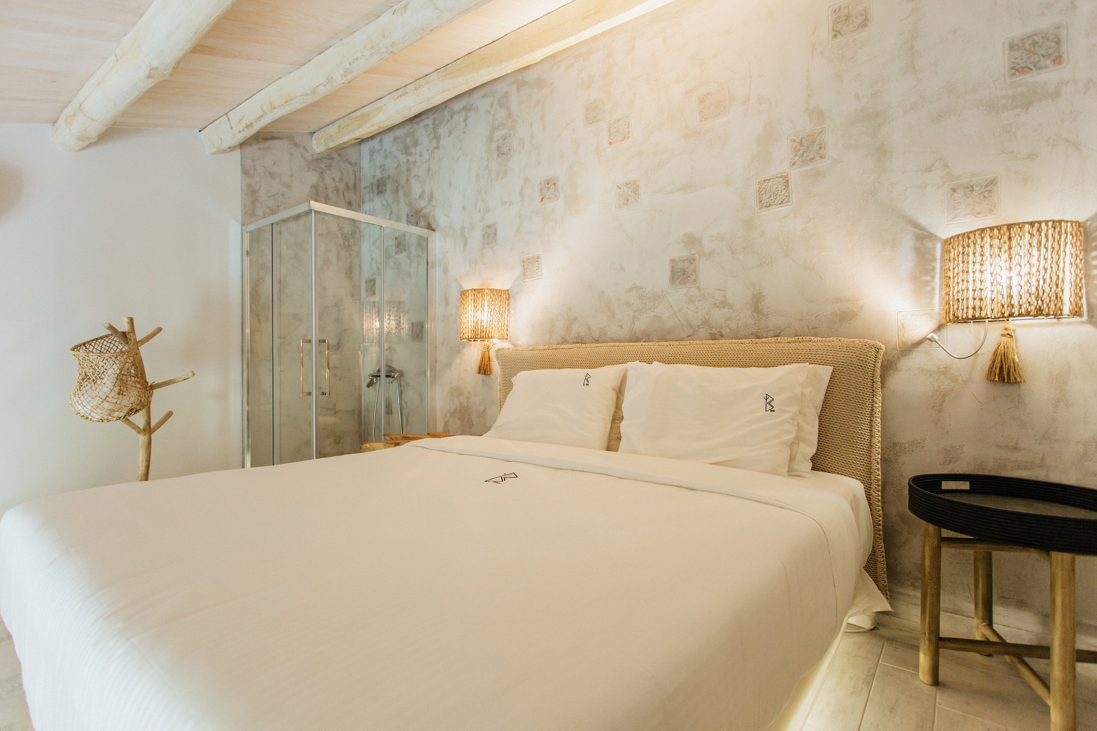 Blue Carpet Luxury Suites