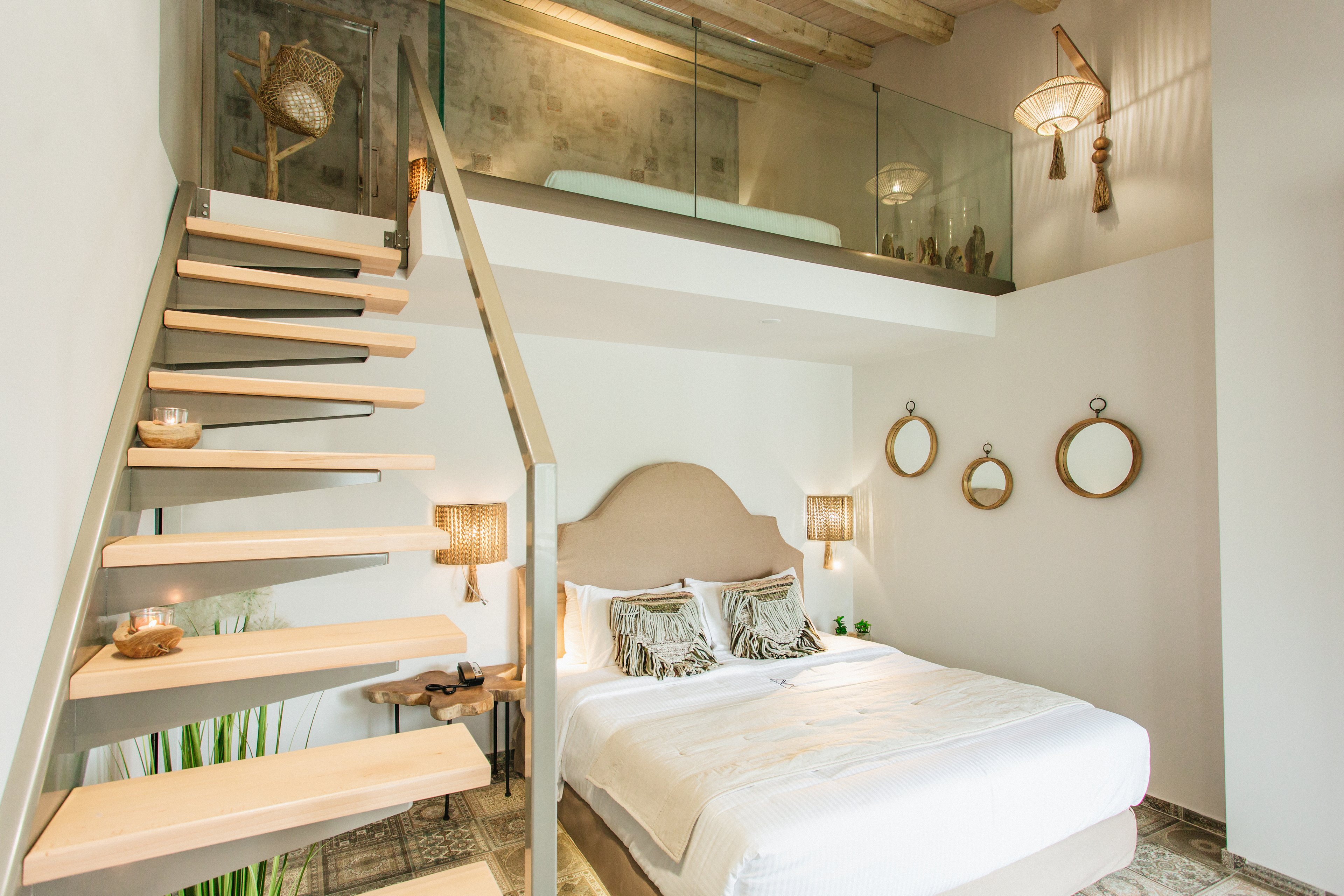 Blue Carpet Luxury Suites