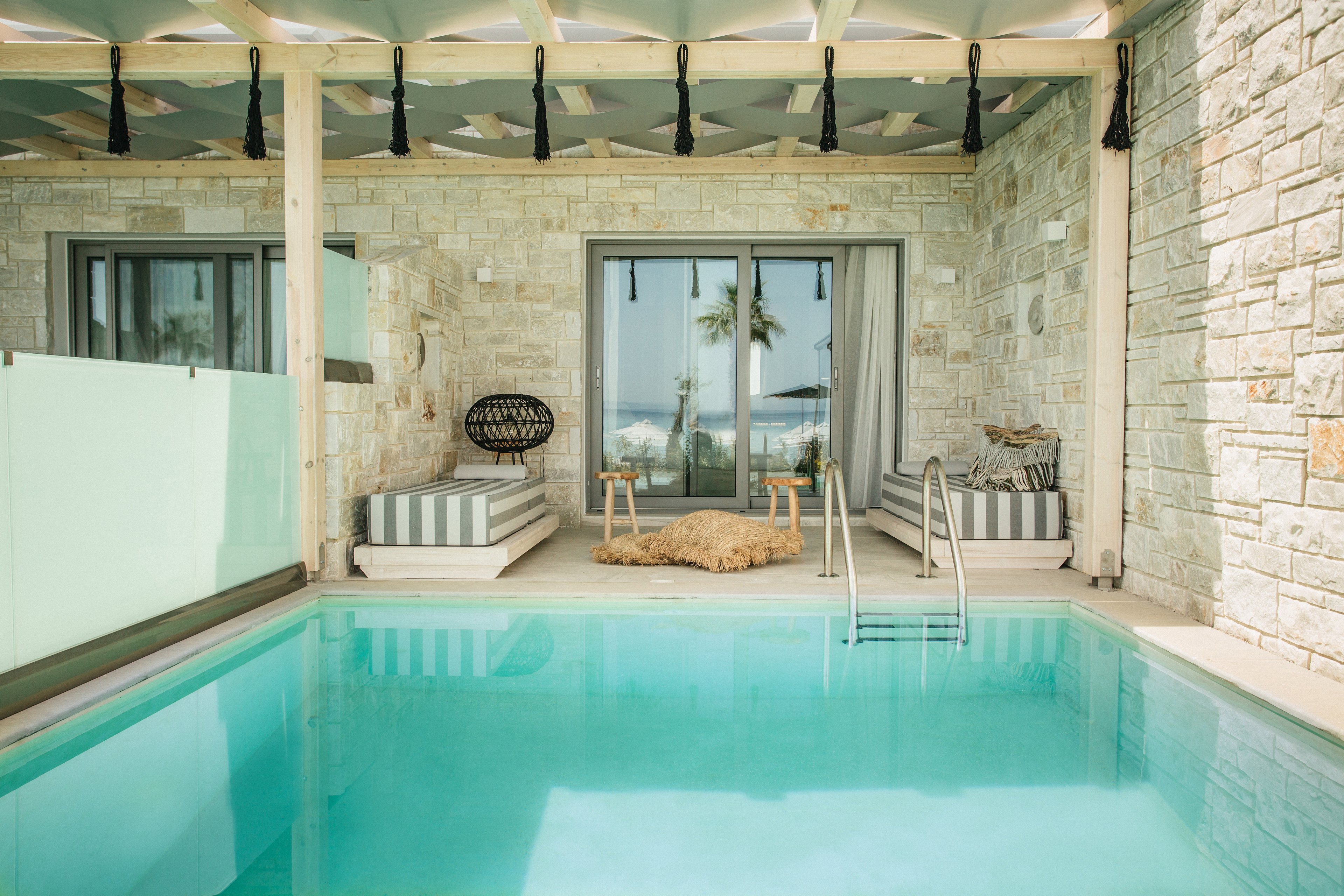 Blue Carpet Luxury Suites