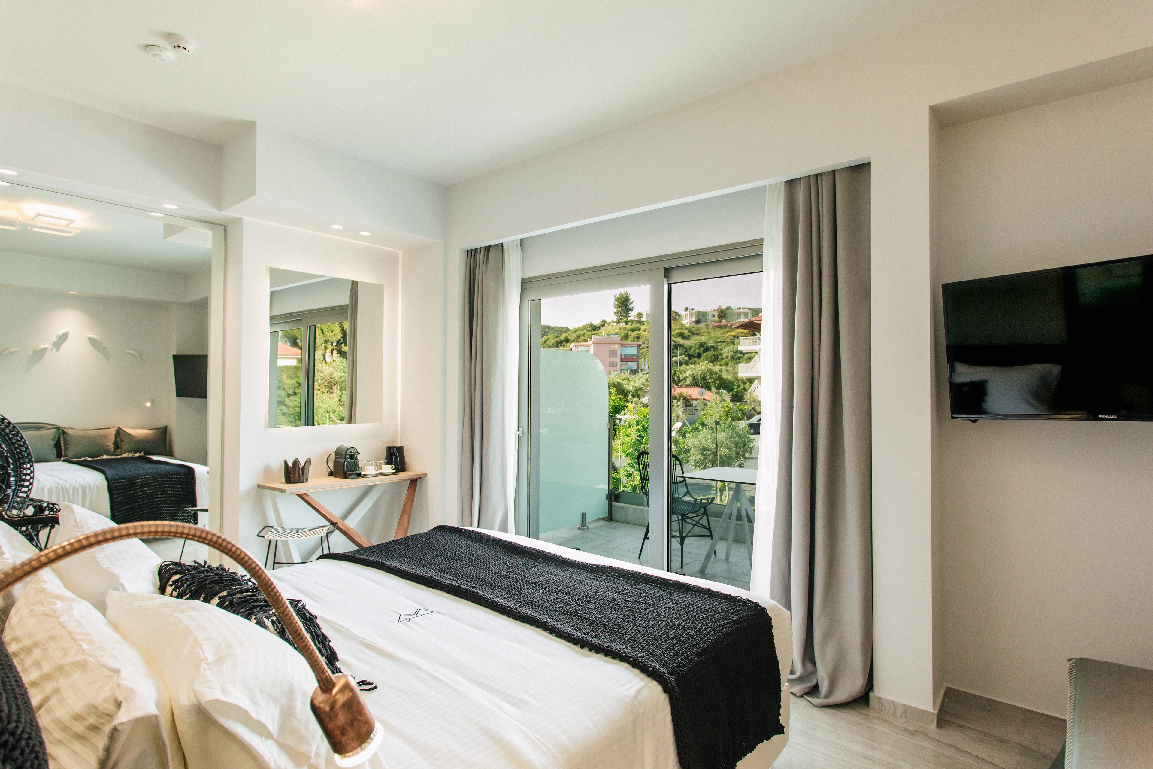 Blue Carpet Luxury Suites