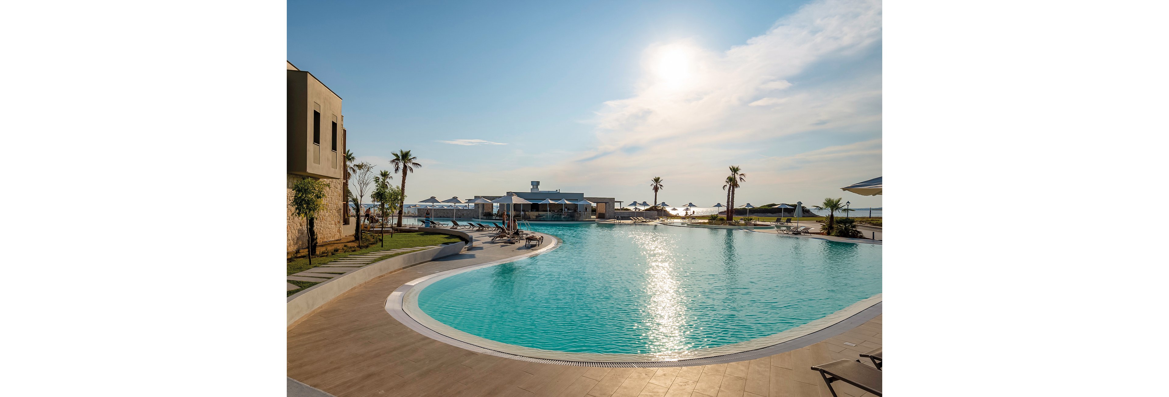 Portes Lithos Luxury Resort