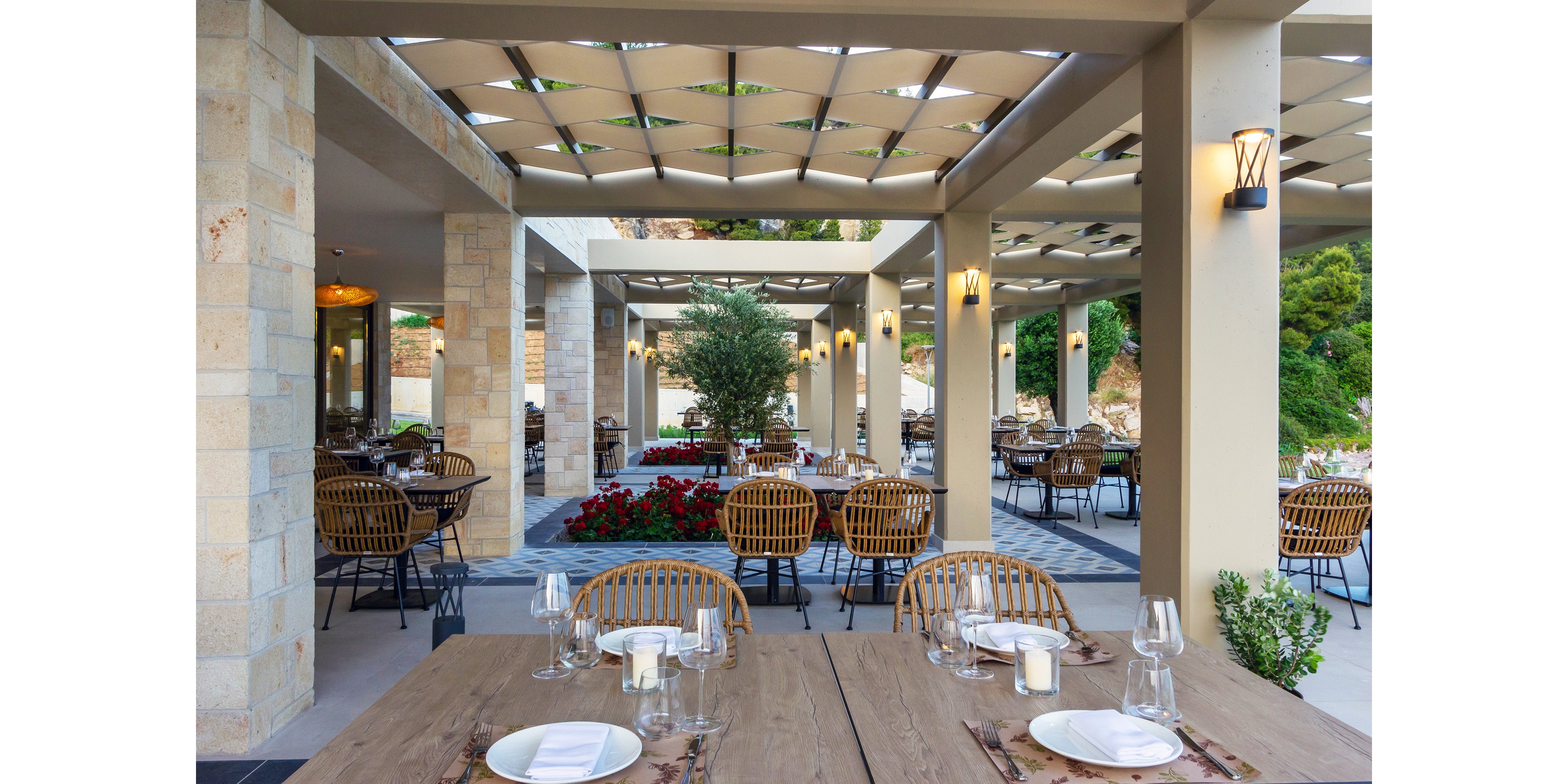 Ammoa Luxury Hotel & Spa Resort