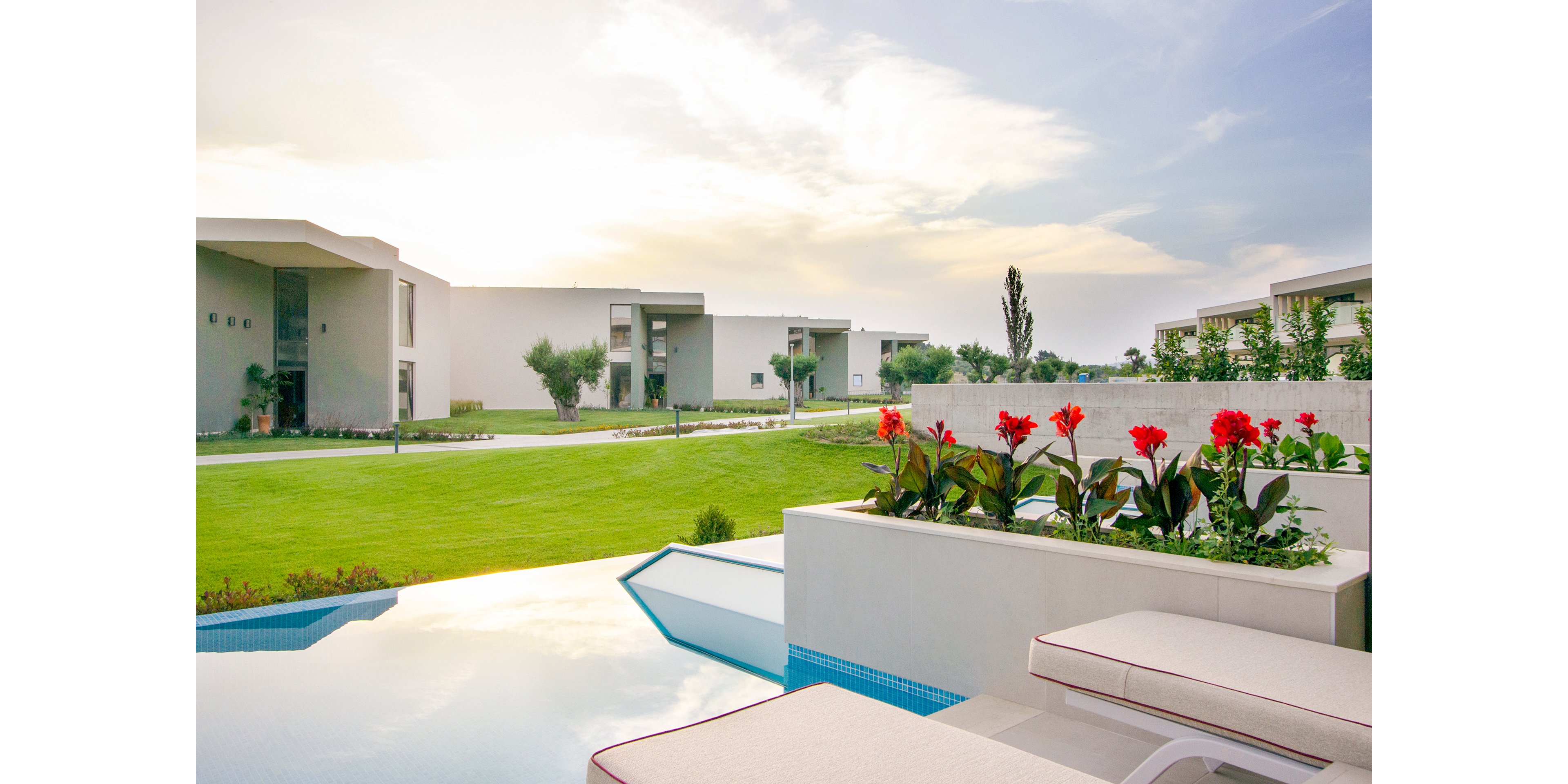 Ammoa Luxury Hotel & Spa Resort